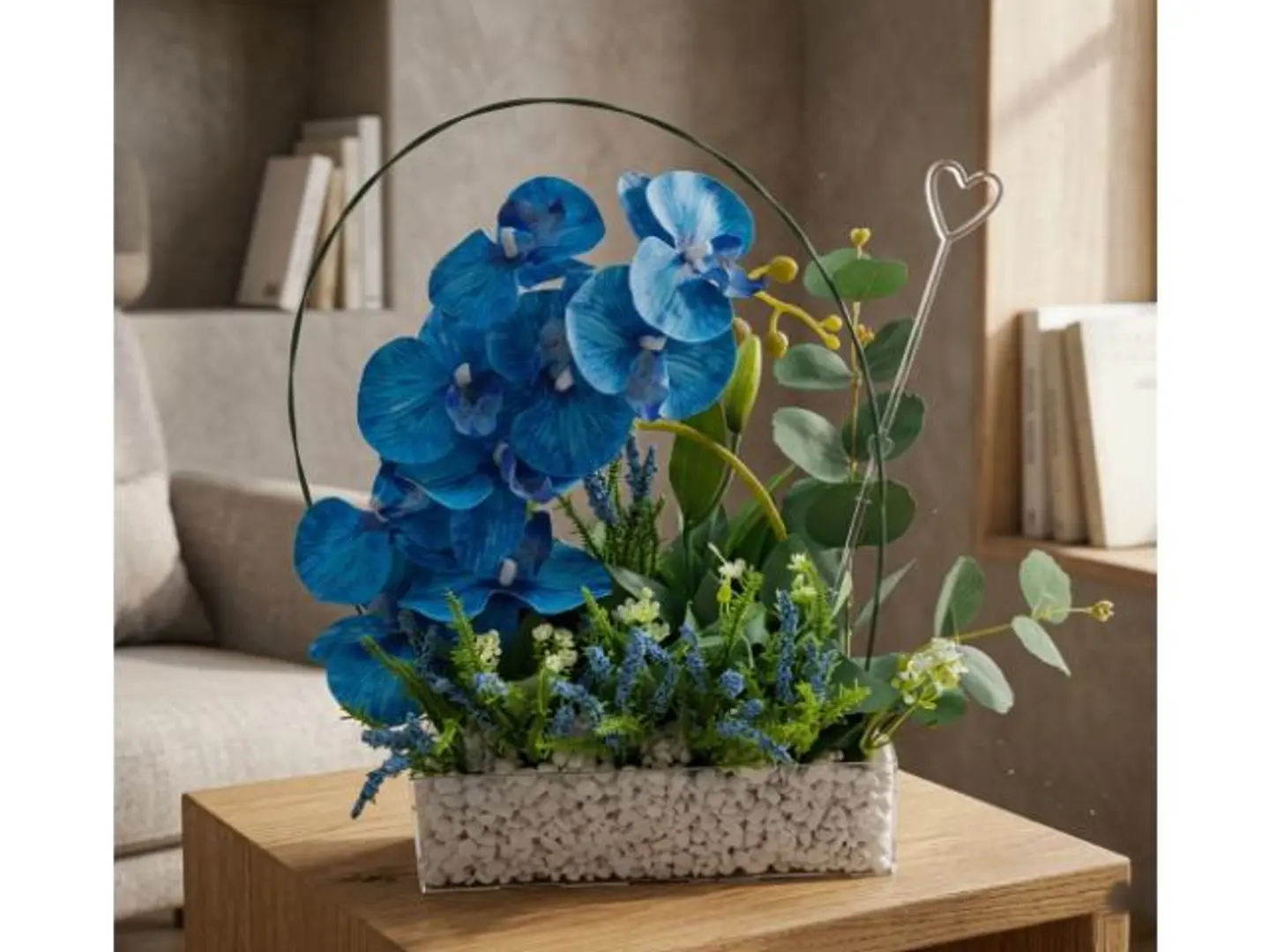 Elegant Newborn Vase