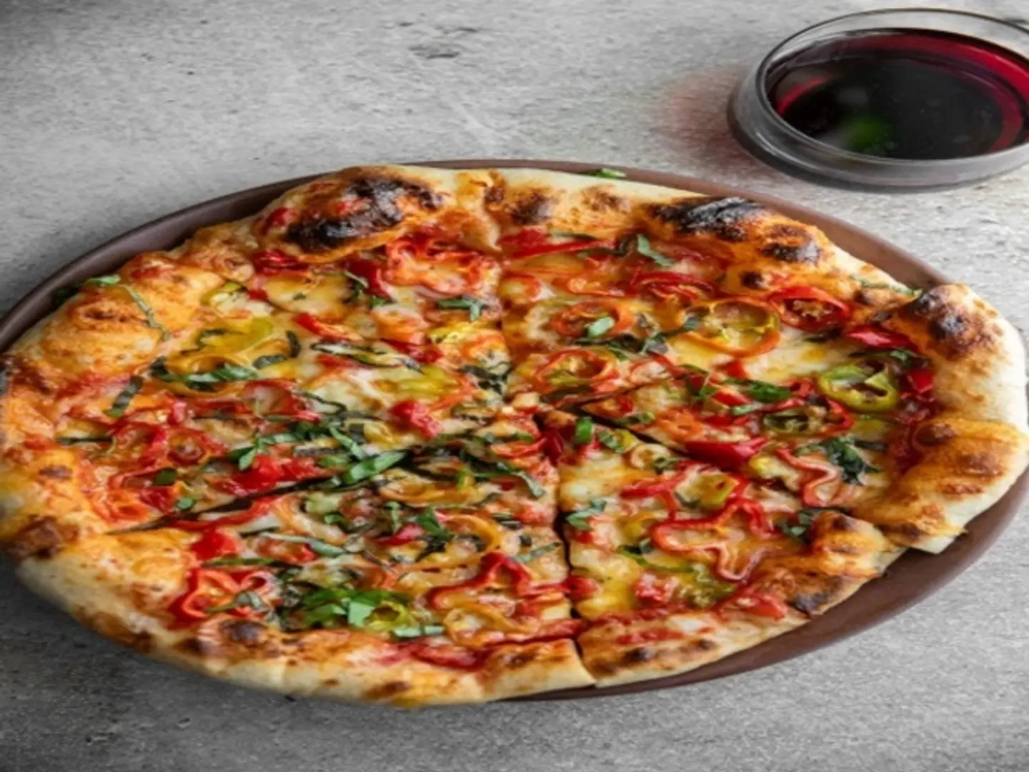 بيتزا دجاج ميكسيكانو - وسط