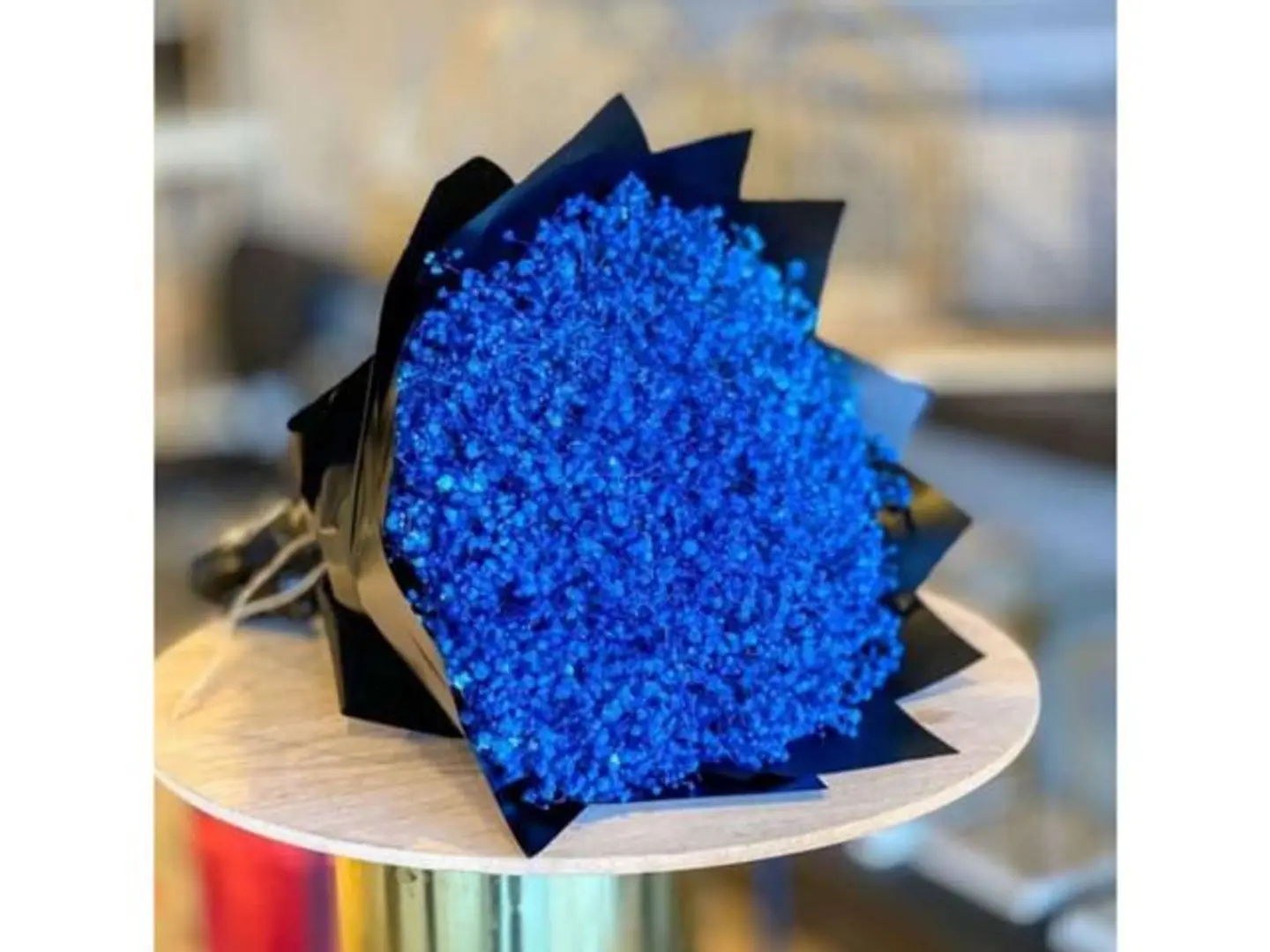 باقه الماسة الزرقة تغليف اسود