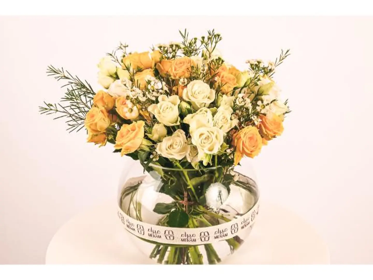 فازه الورود الصفراء