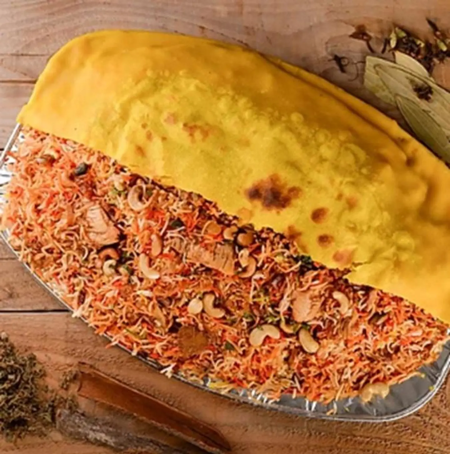 برياني دجاج حيدرابادي وسط