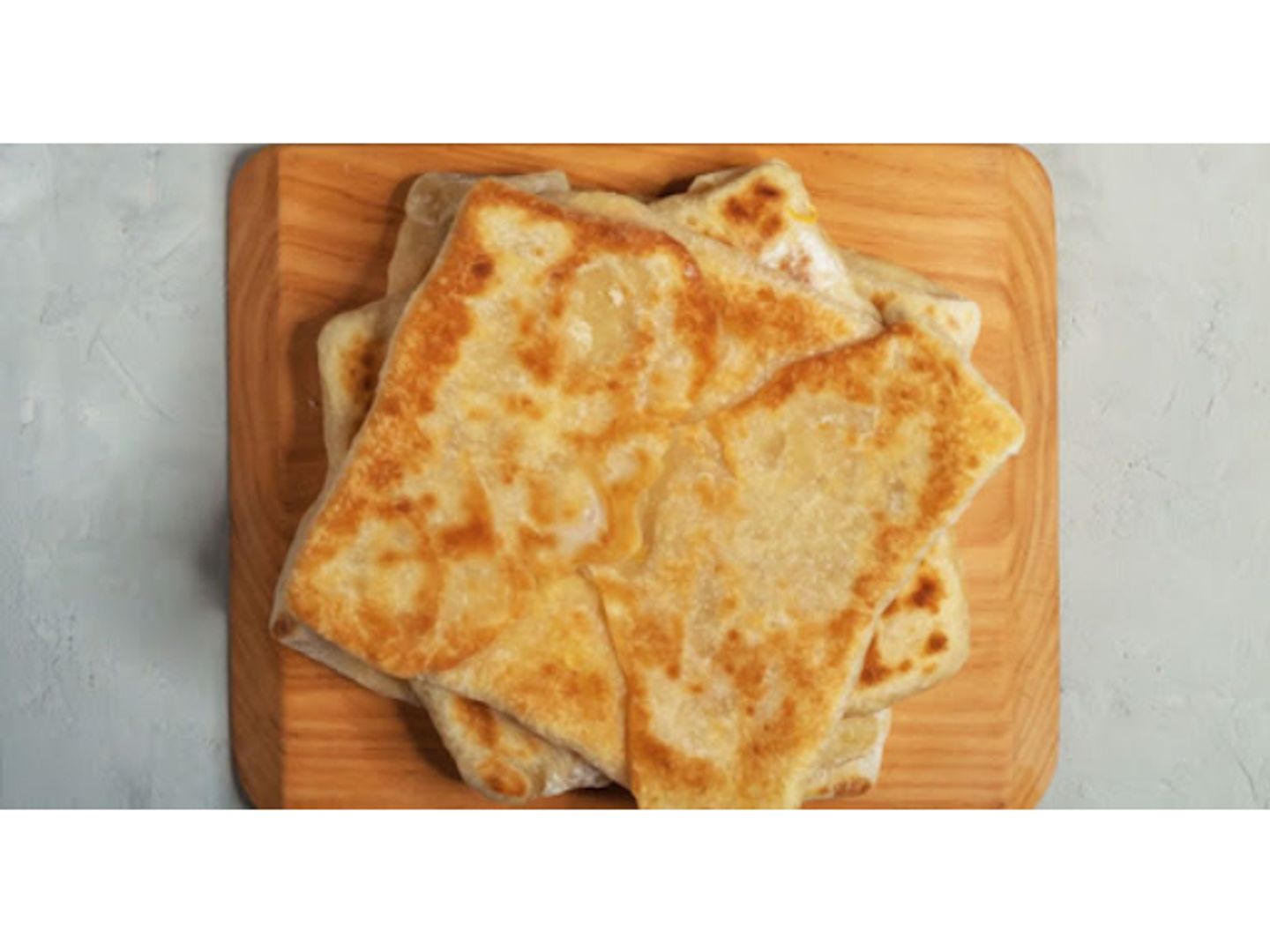 مطبق حلو بالجبن وموز
