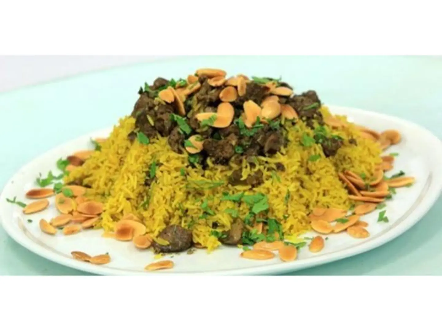 طبق رز بالكبدة