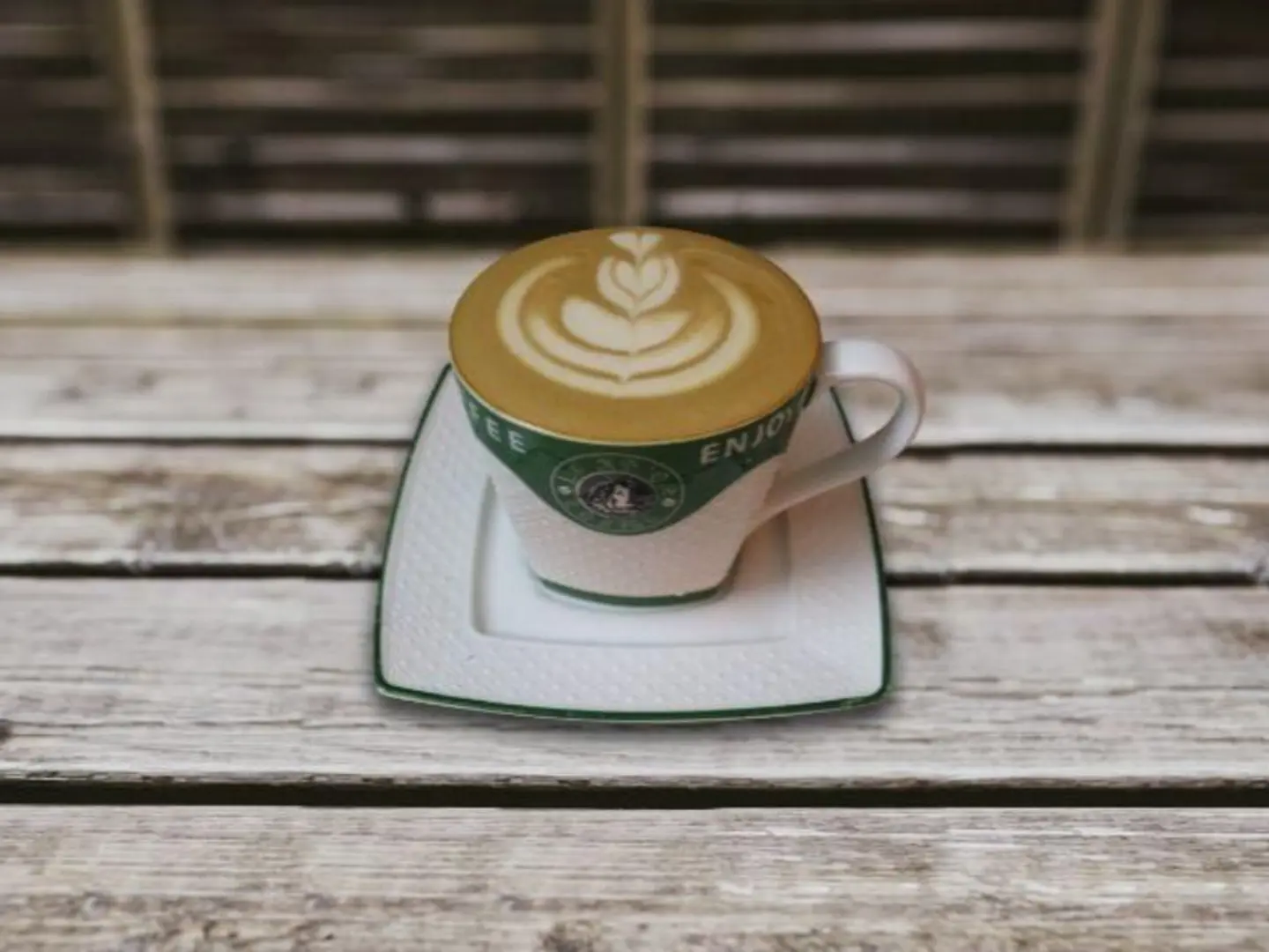 لاتيه كراميل ساخن