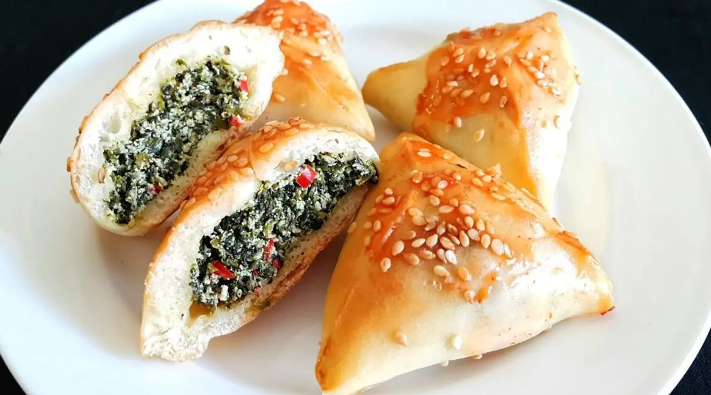 Spinach With Labneh Triangle