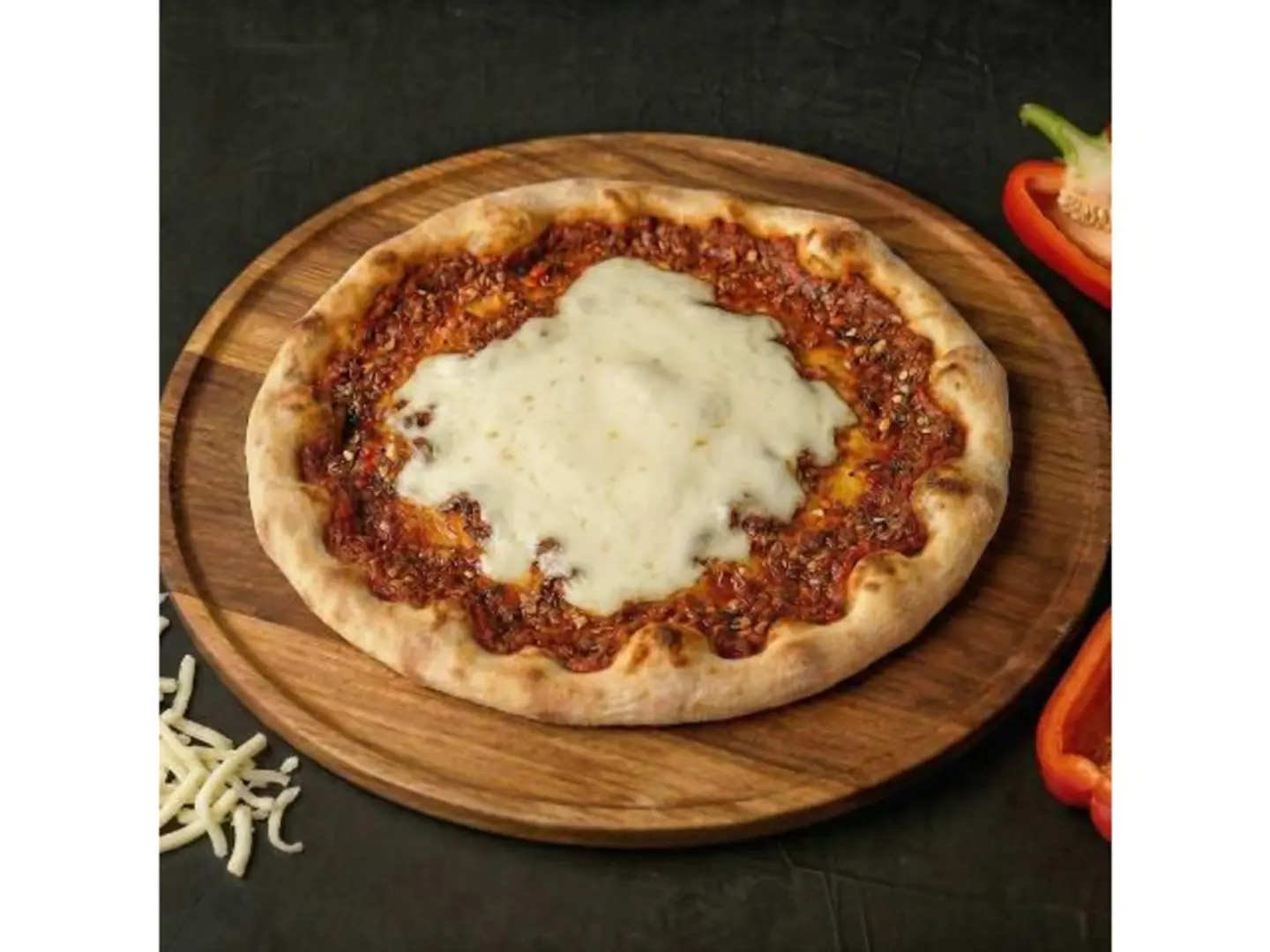 Muhammara With Cheese Manqusha