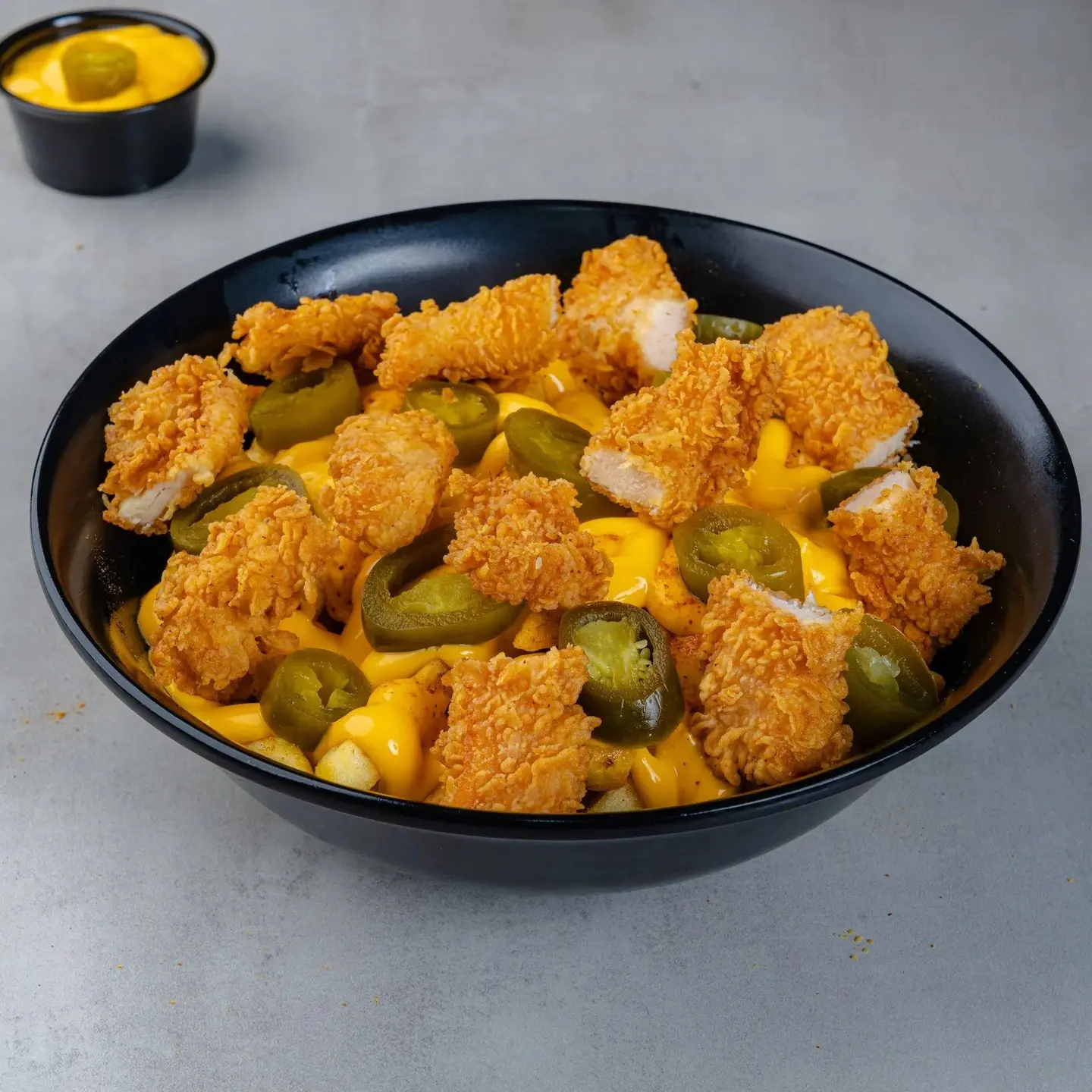 بطاطس بالجبنه مع دجاج هلابينو