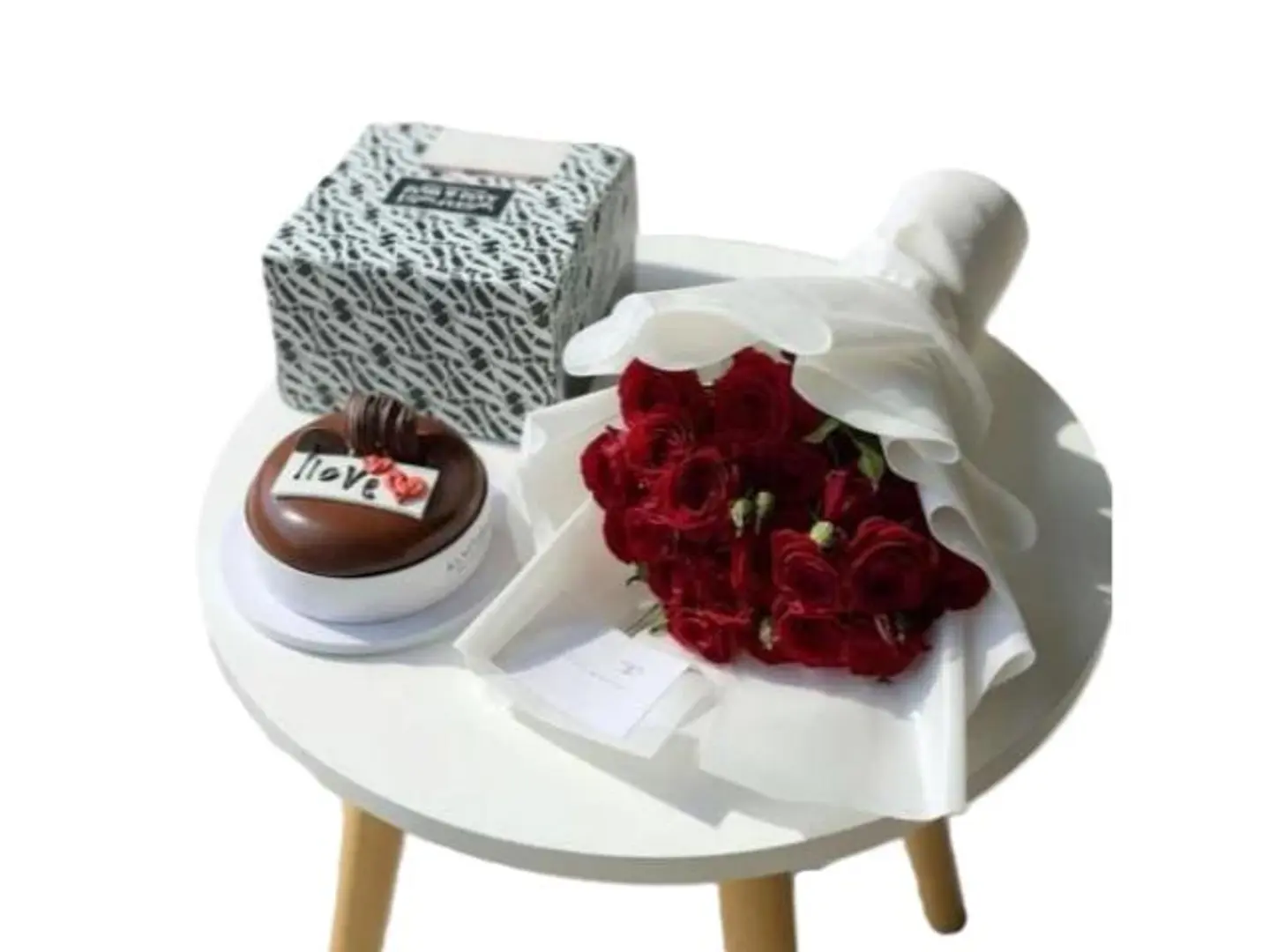 كيك اني وداني ورد رأيتُ بها بدراً على الأرض ماشياً ولم أرَ بدراً قطُّ يمشي على الأرضِ