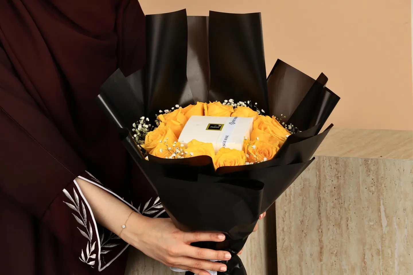 لمسة ذهبية