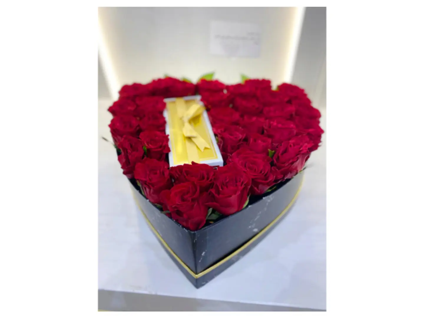 ٤٧- بوكس المشاعر أحمر