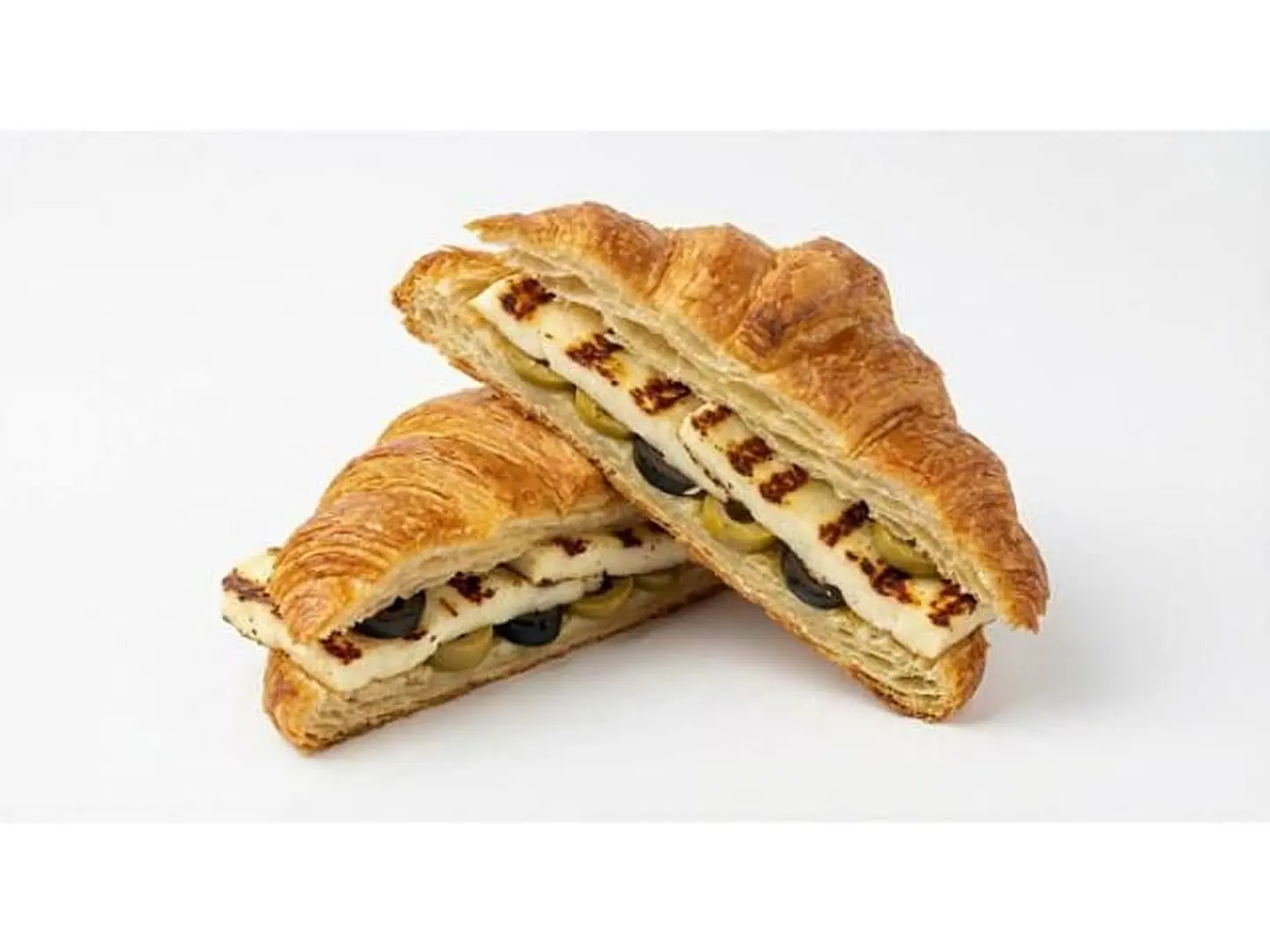 كرواسون جبن حلوم وزيتون