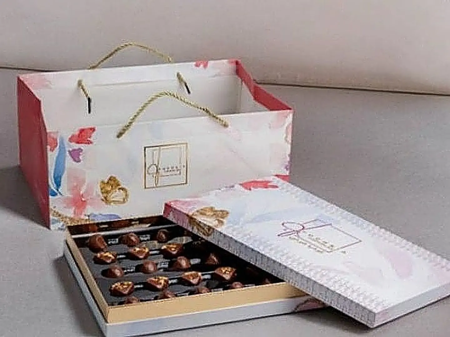 Watan Al Joud Fuchsia Hershey