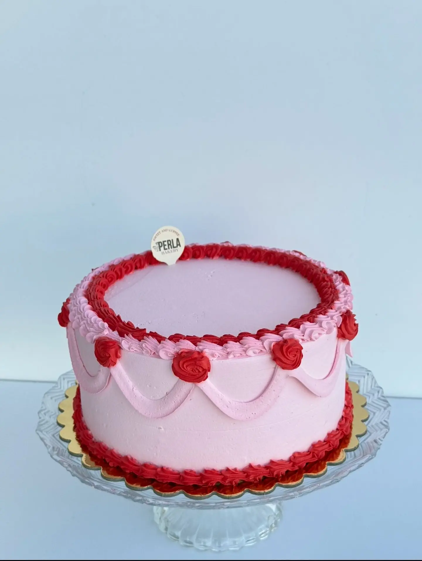 كيك بحشوة توت - كيك بحشوة توت-مقاس 18