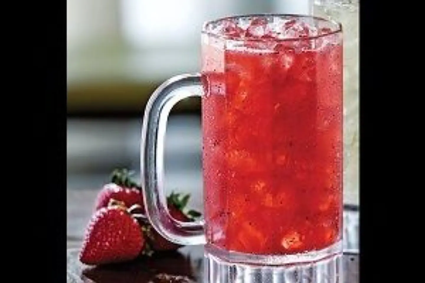 ليمون بالفراولة