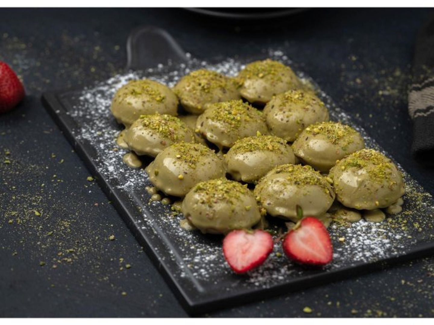 ميني بان كيك بستاشيو