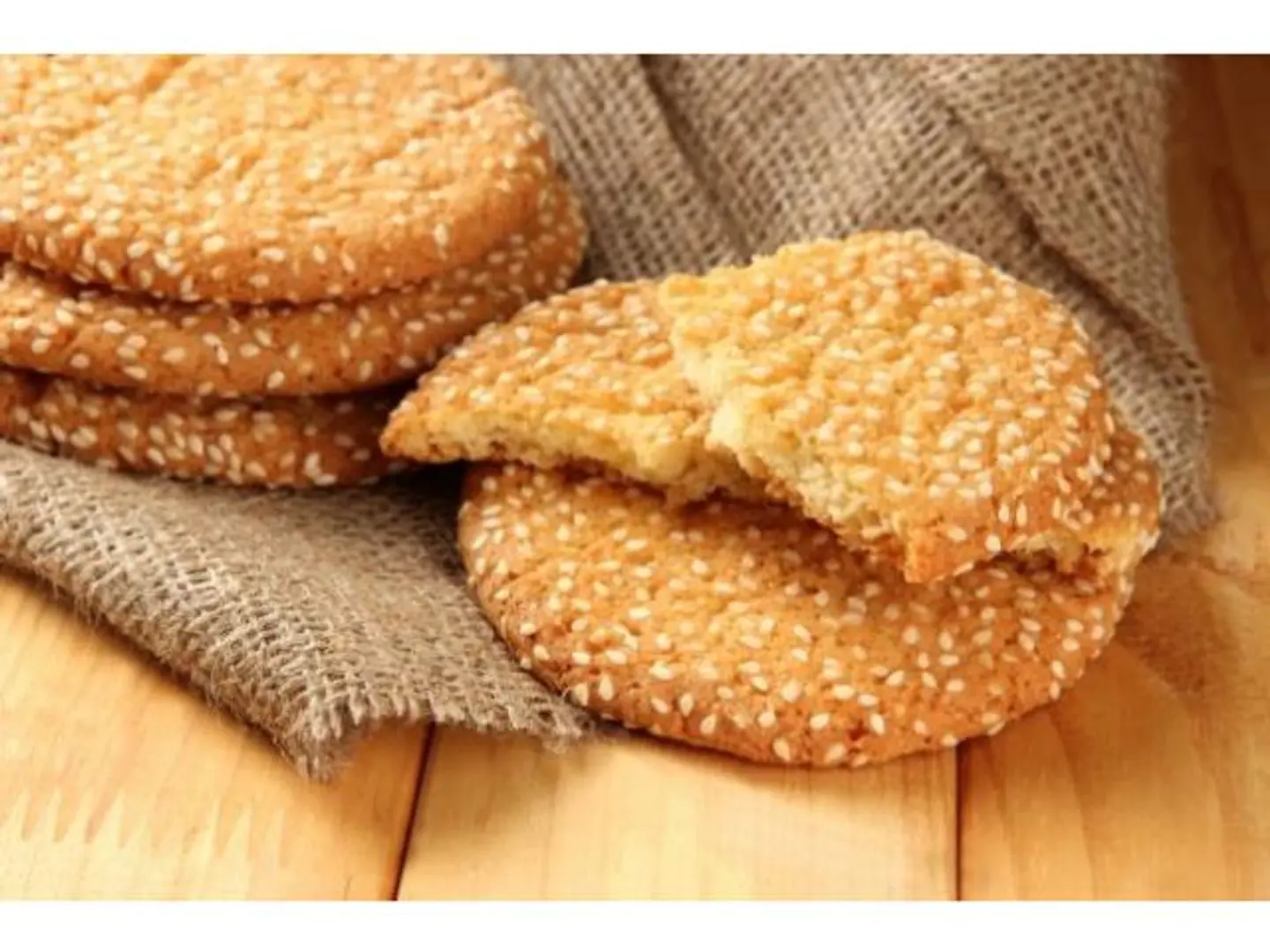 Sesame Cookie Piece