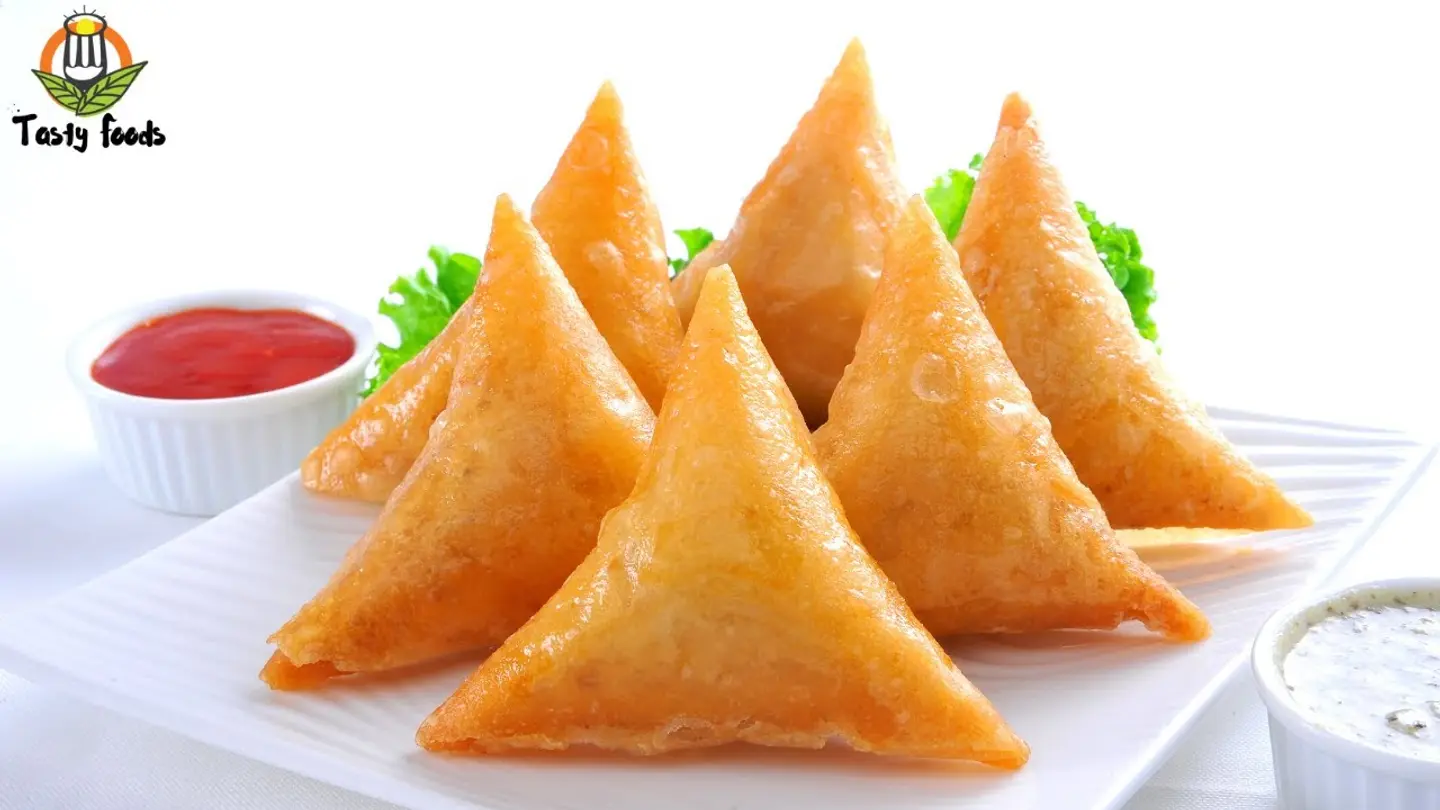 Cheese Samosas, Box (6 Pieces)