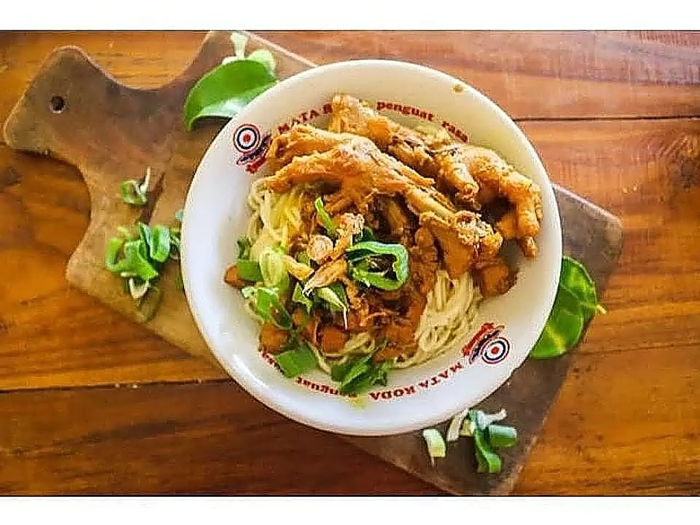 مي أيام تشيكر