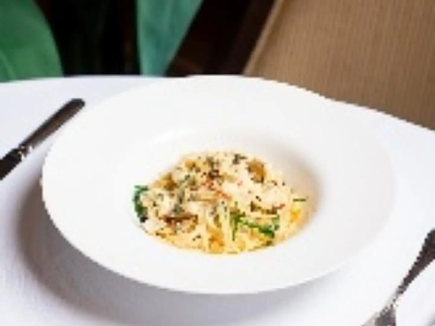 لينغويني راغو دي رانا بيسكاتريتشي ليموني كانديتي