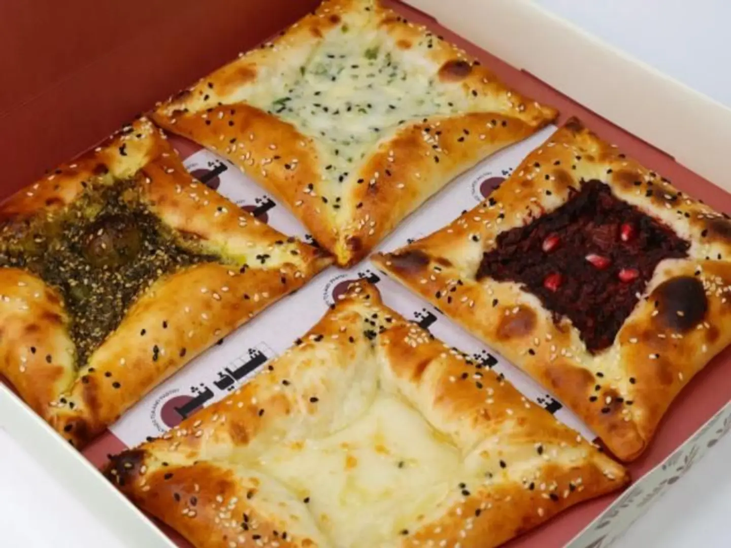 بوكس الفطائر متنوع