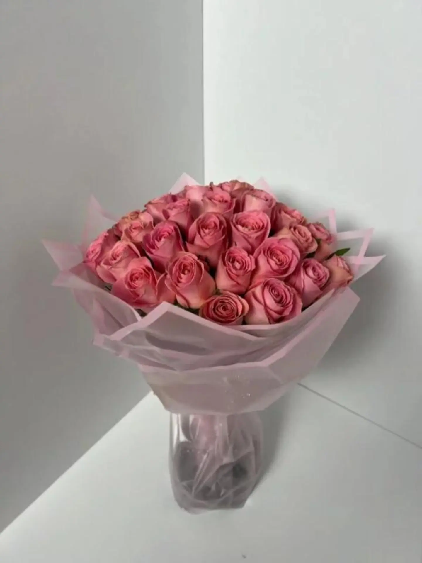 Hand Bouquet Of 35 Pink Roses