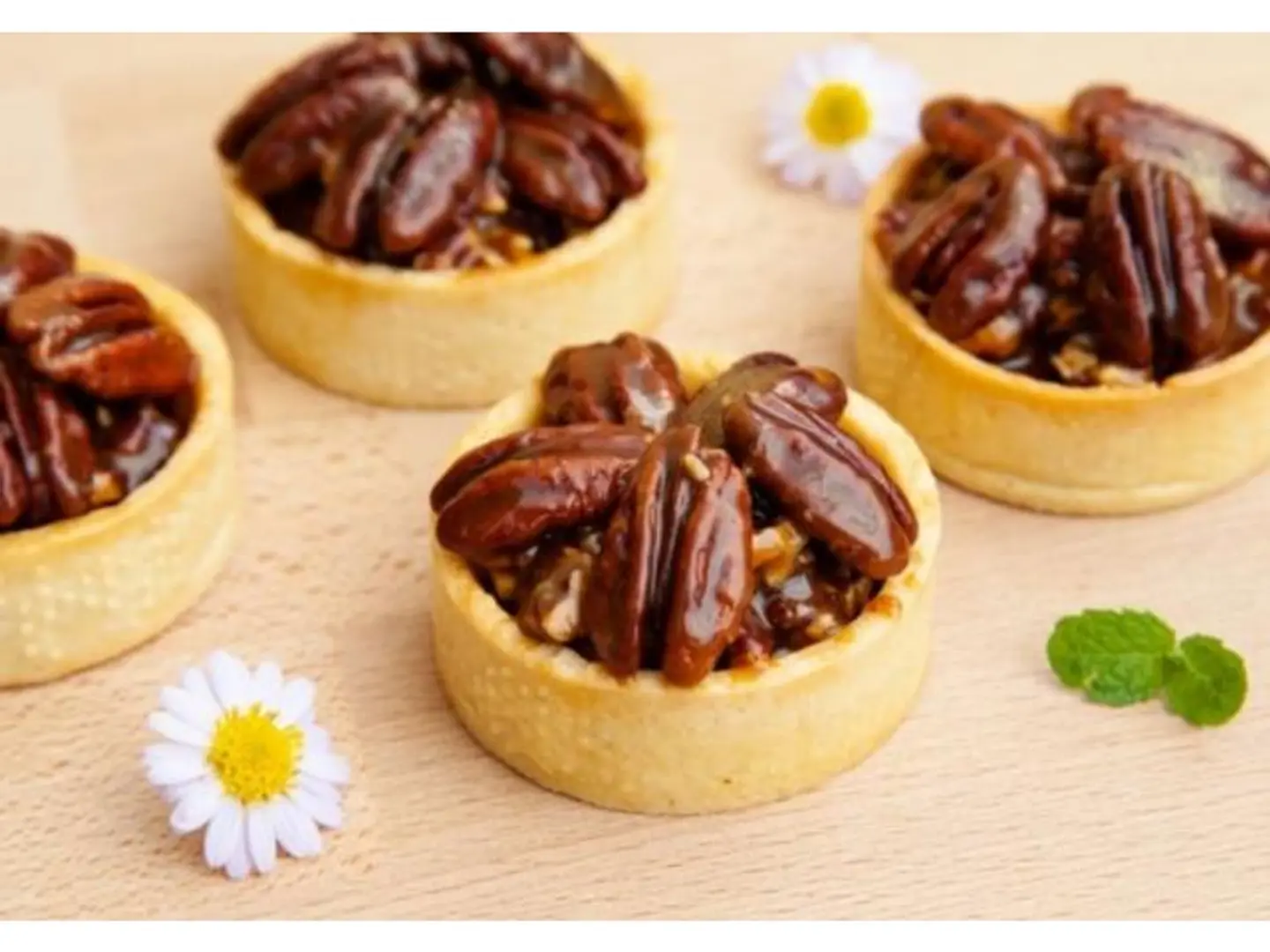 Date Pecan