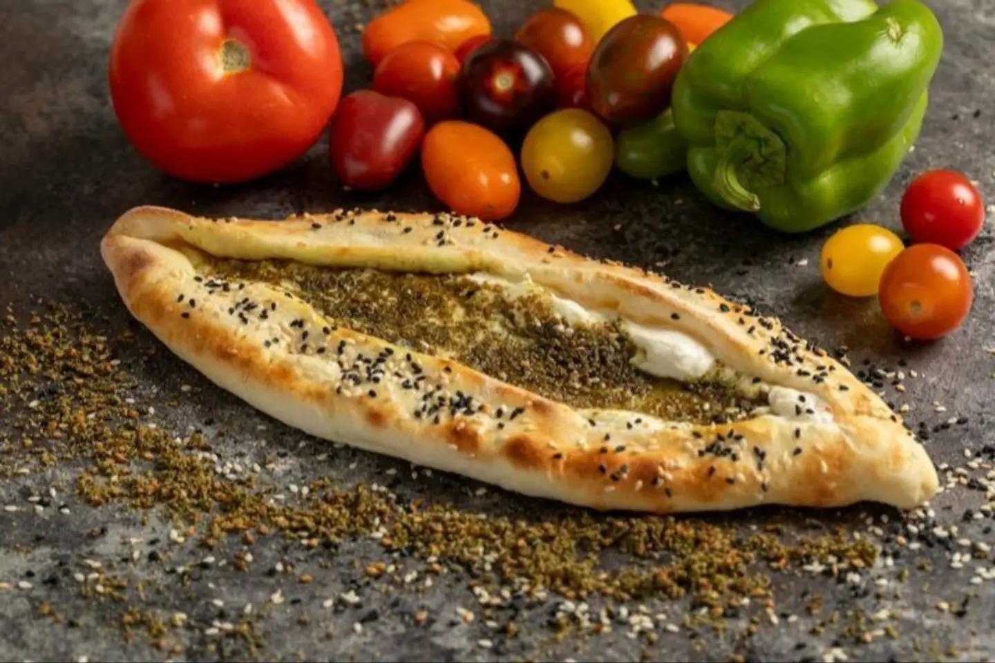 الأصلية لبنه زعتر