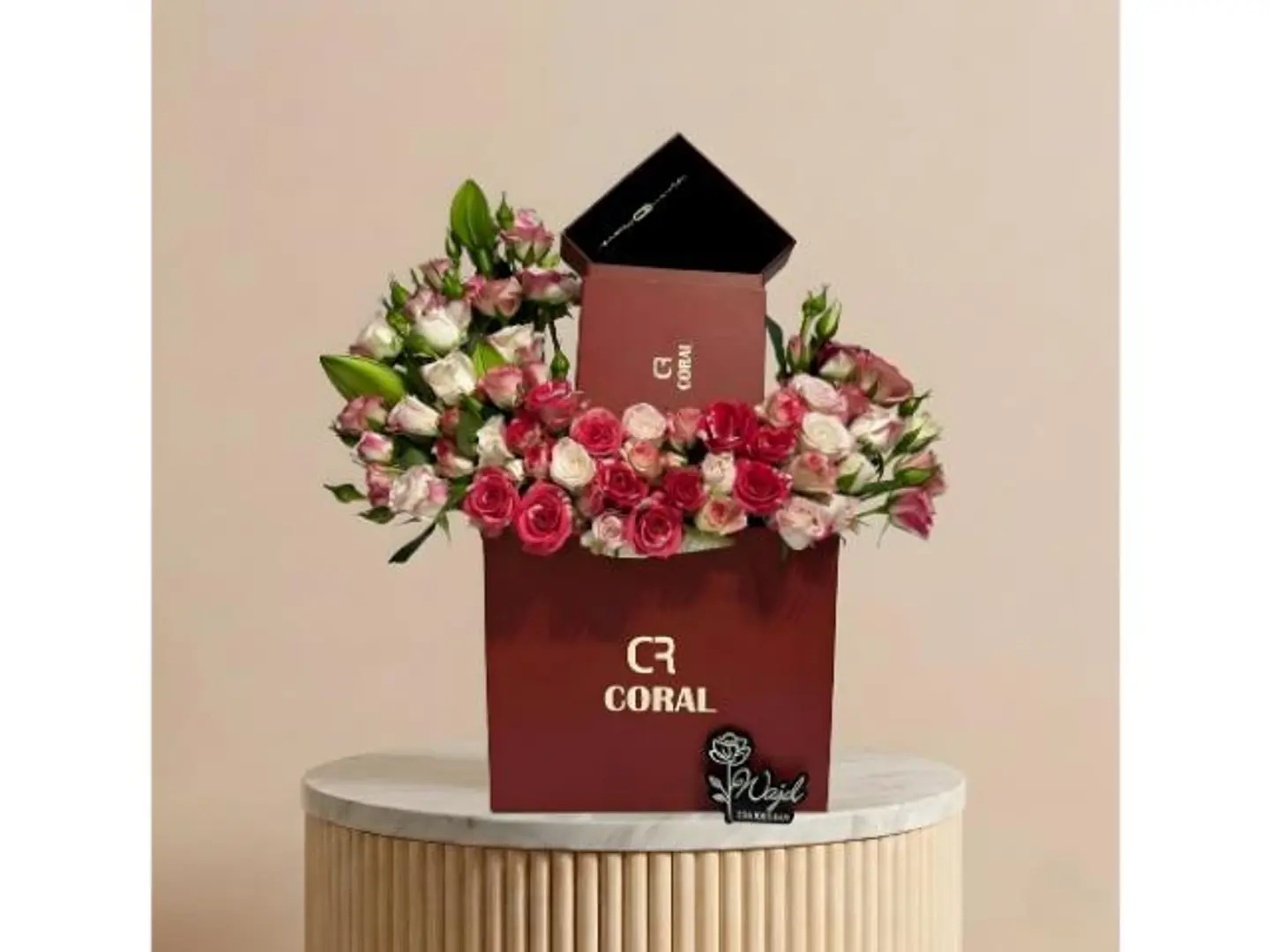 اسوارة مع ورد سي ار