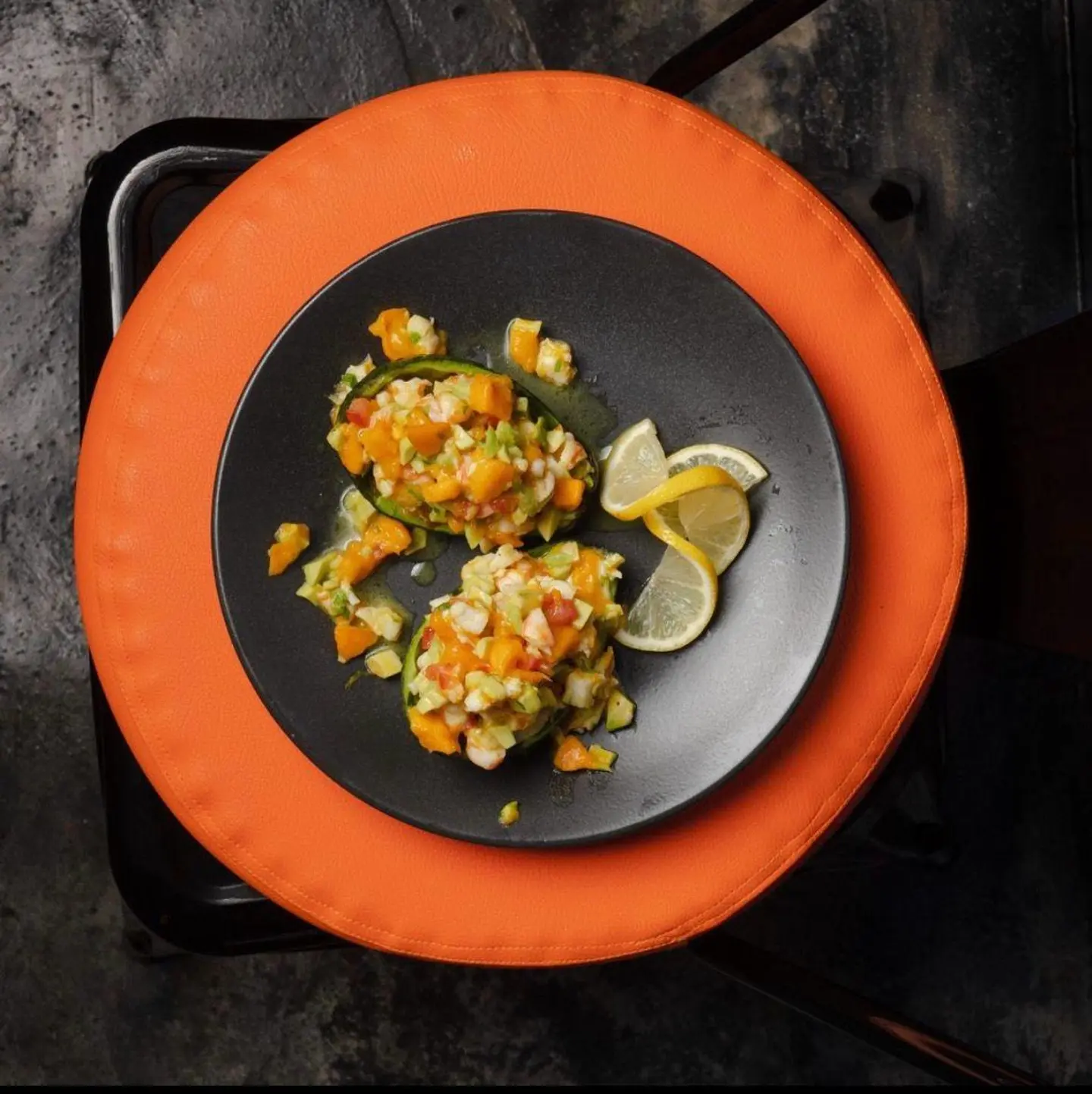 سلطة المانجو افاكادو