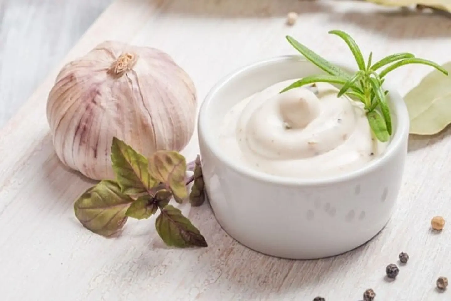 Cold Garlic Sauce Box