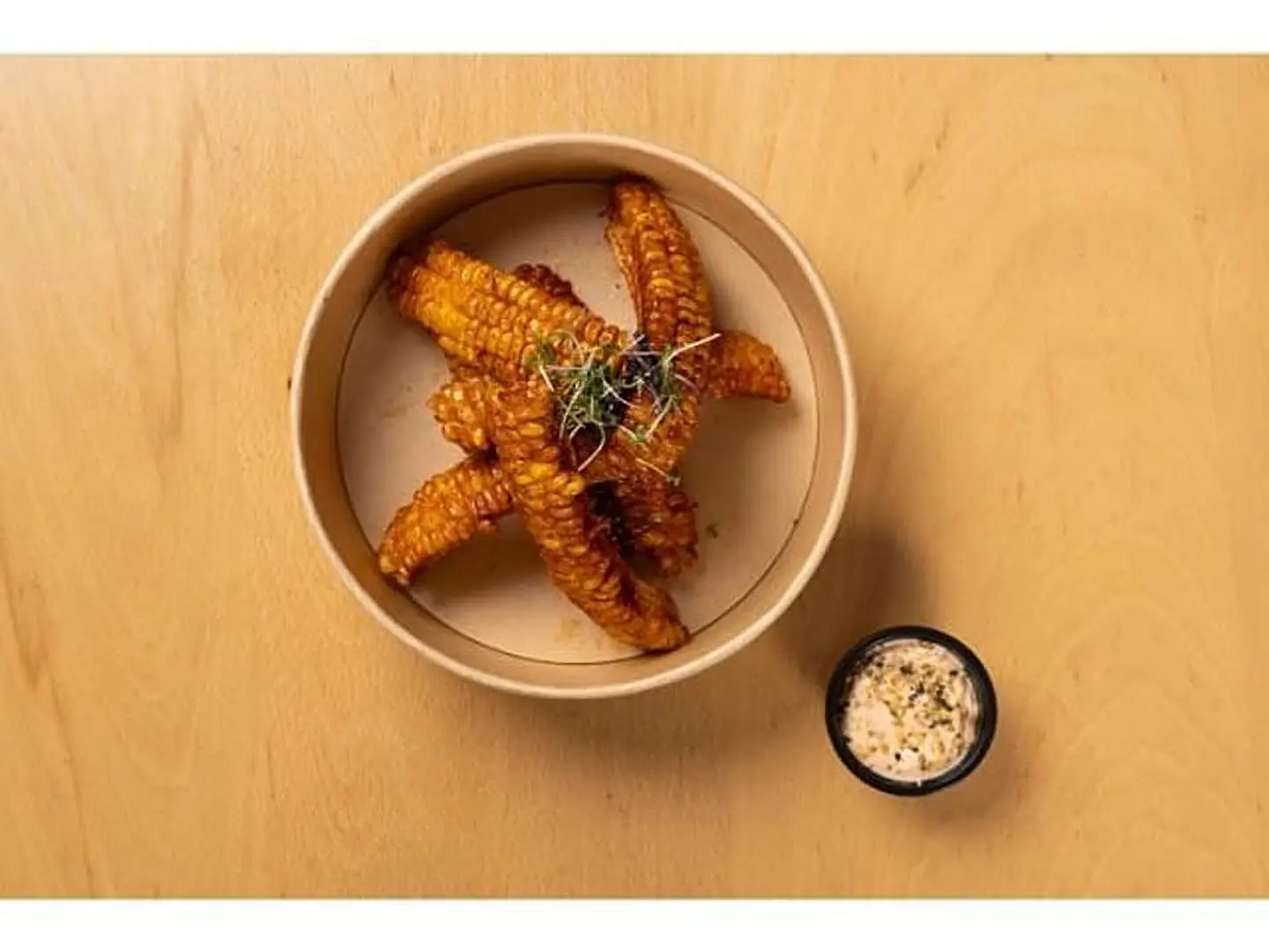 اضلاع الذرة