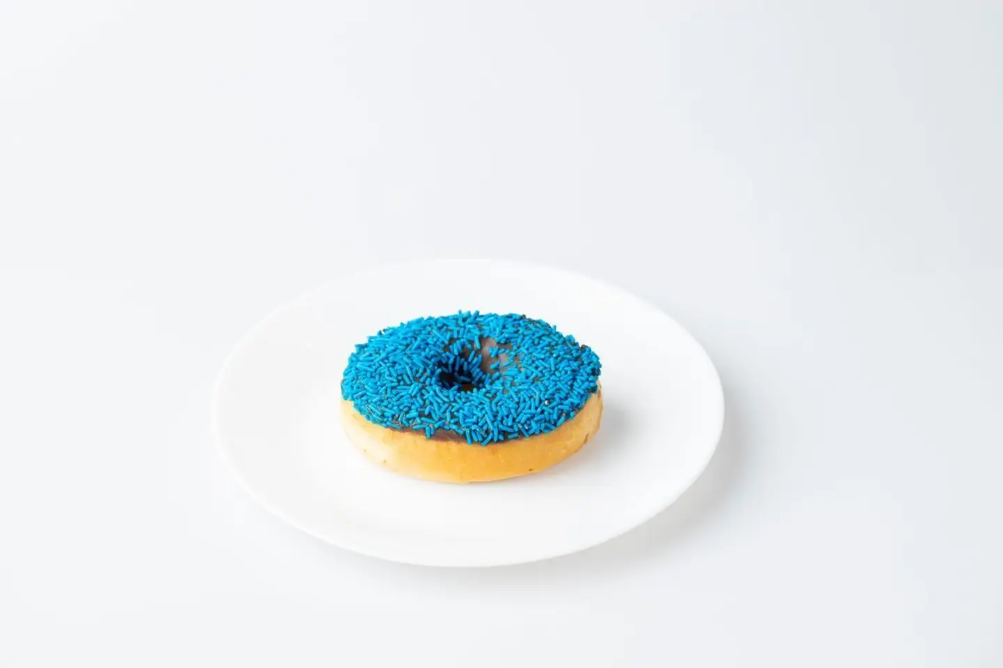 Blue Vermicelli Donut