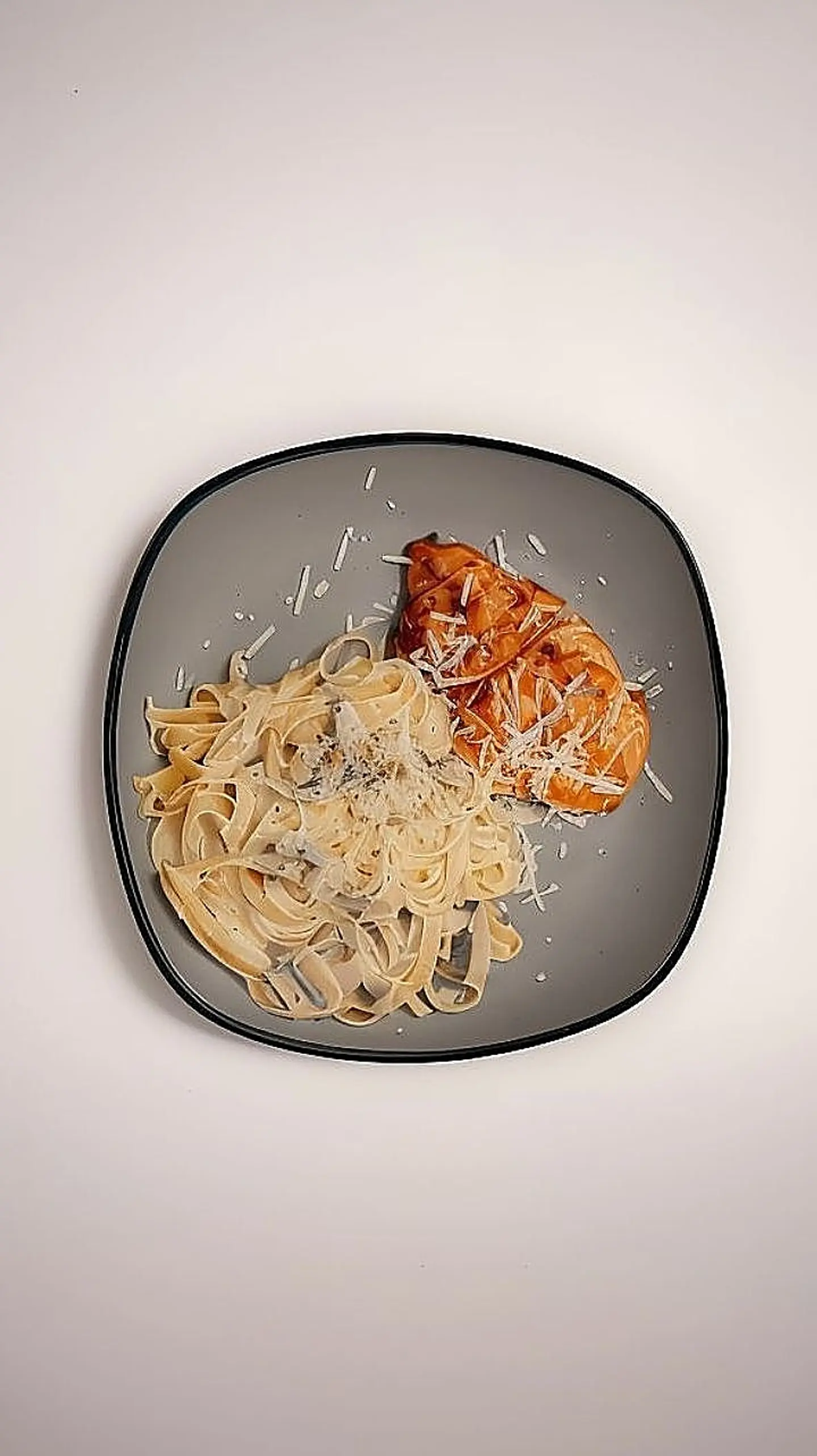 Fettuccine Alfredo