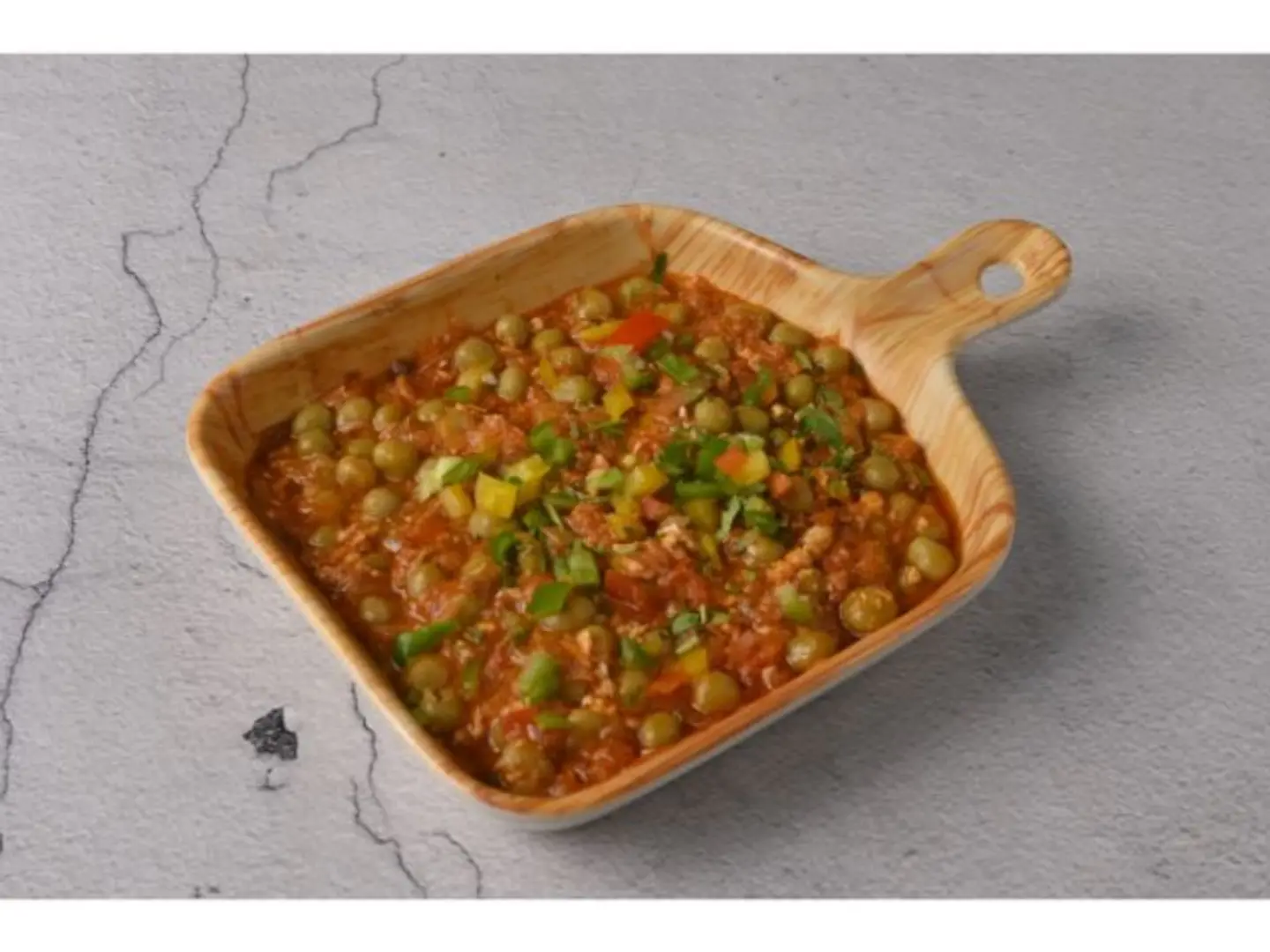 بازلاء مع تونة