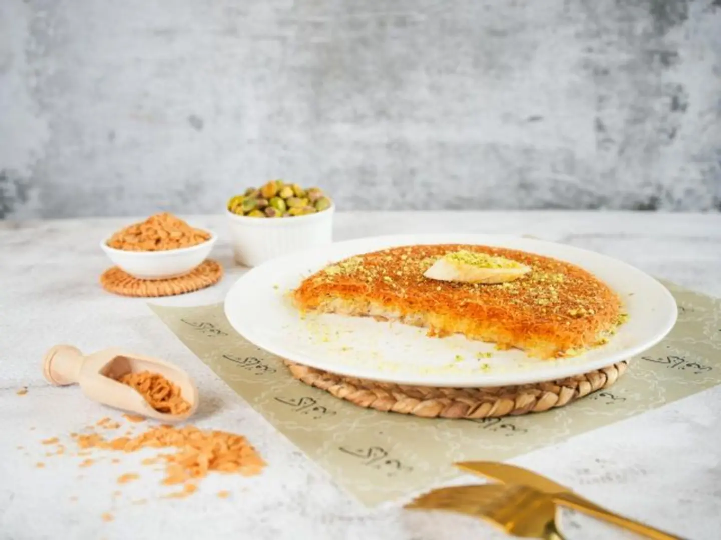 Coarse Kunafa With Medium Banana