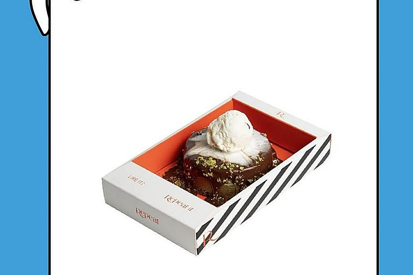 بيستاشيو كيك قطعة