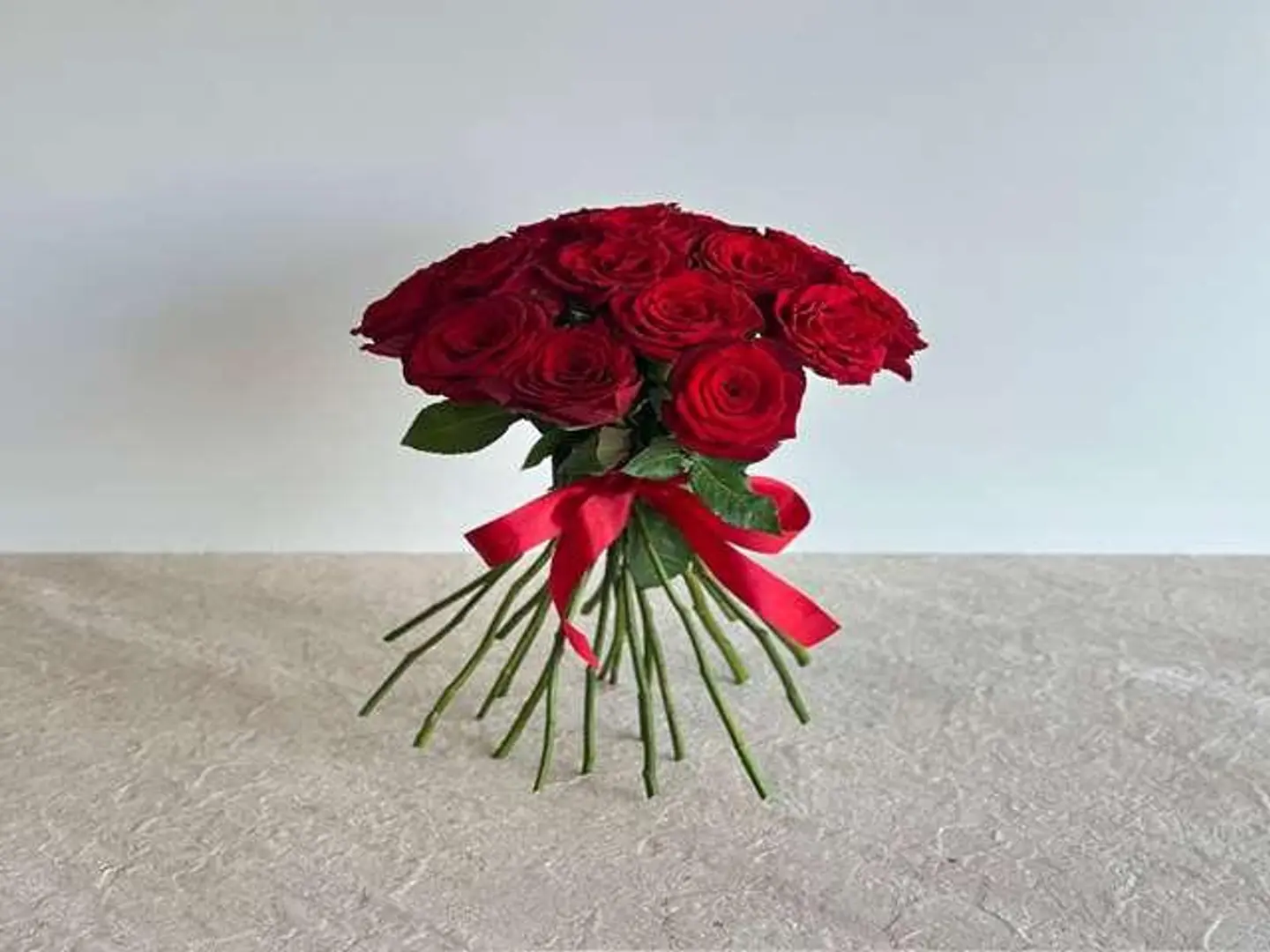 باقة الجوري الاحمر الملكي