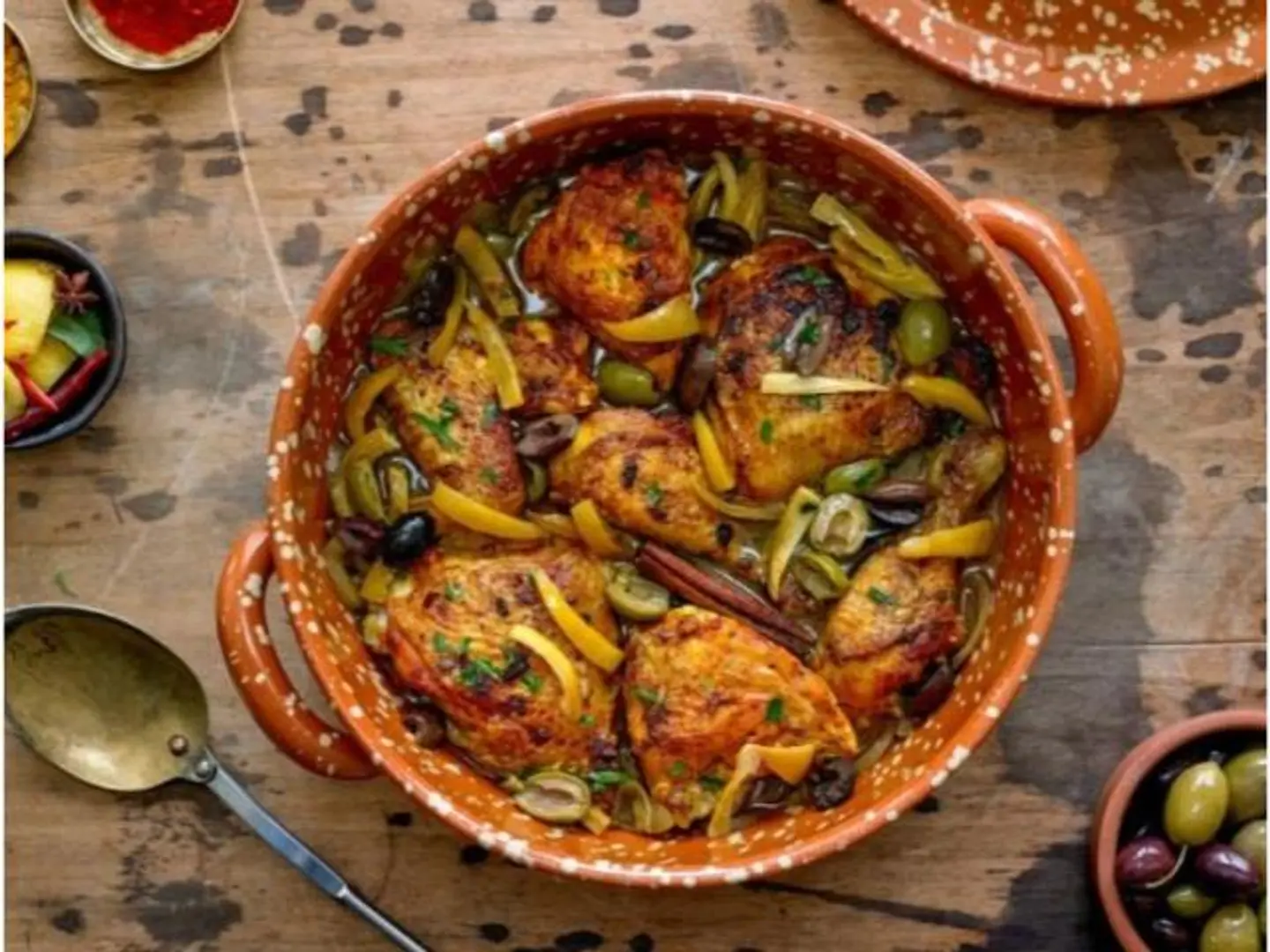 طاجن دجاج بالخضار