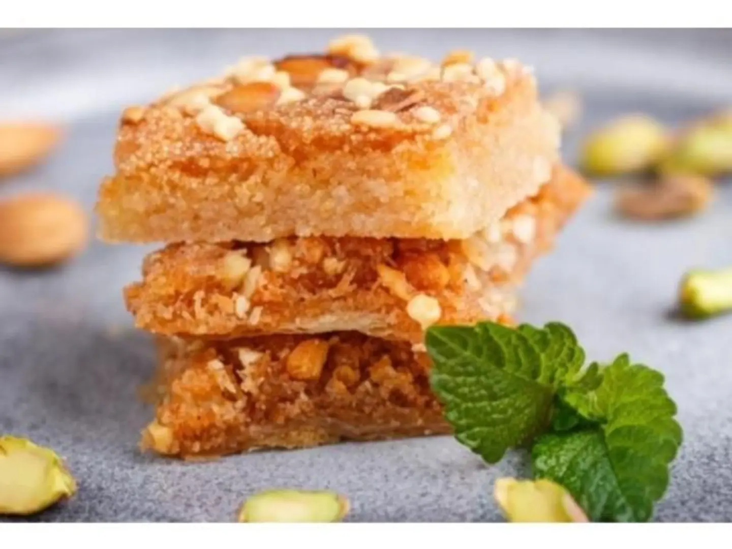 بسبوسة لوز