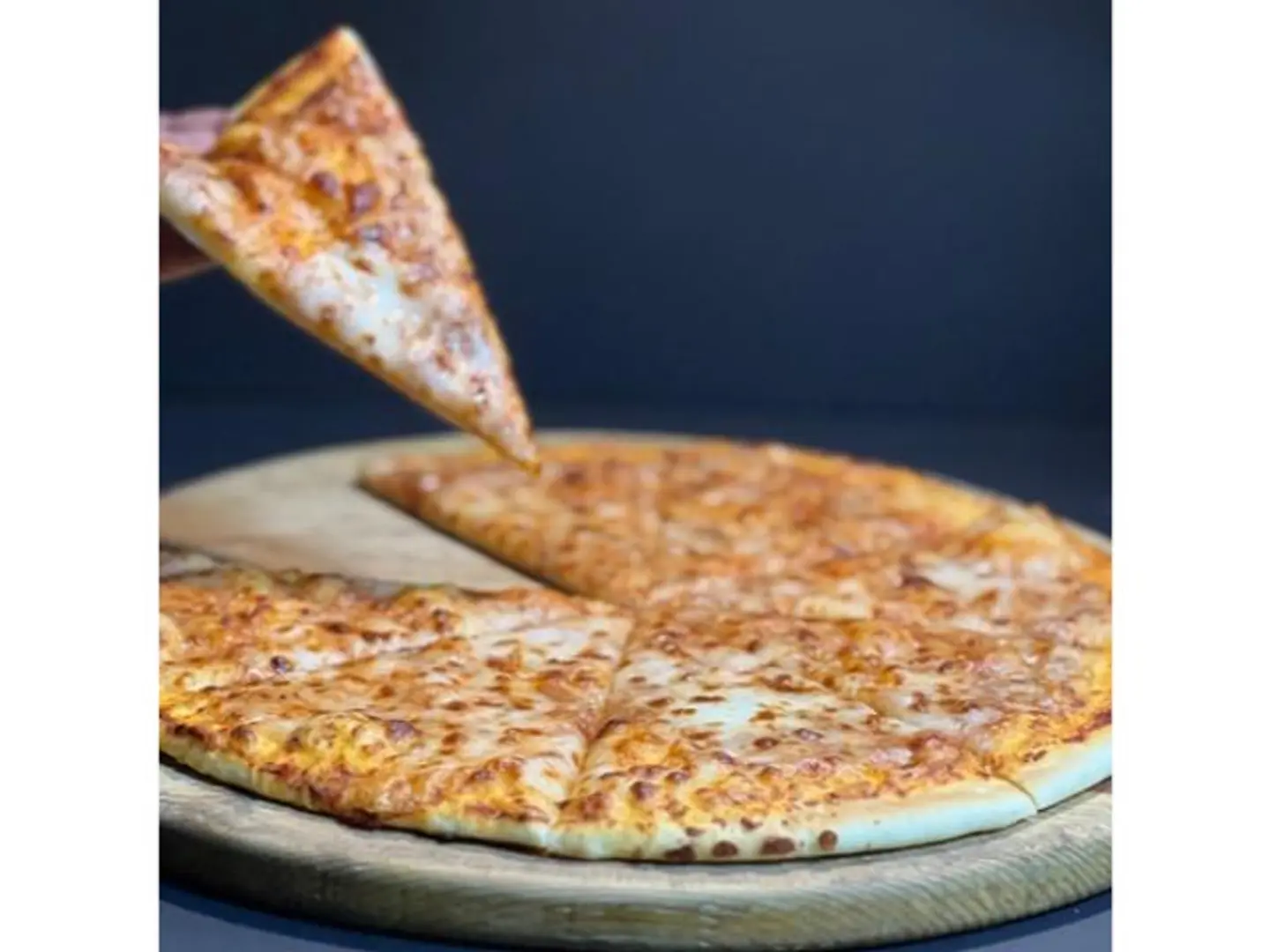 Large Margherita Pizza