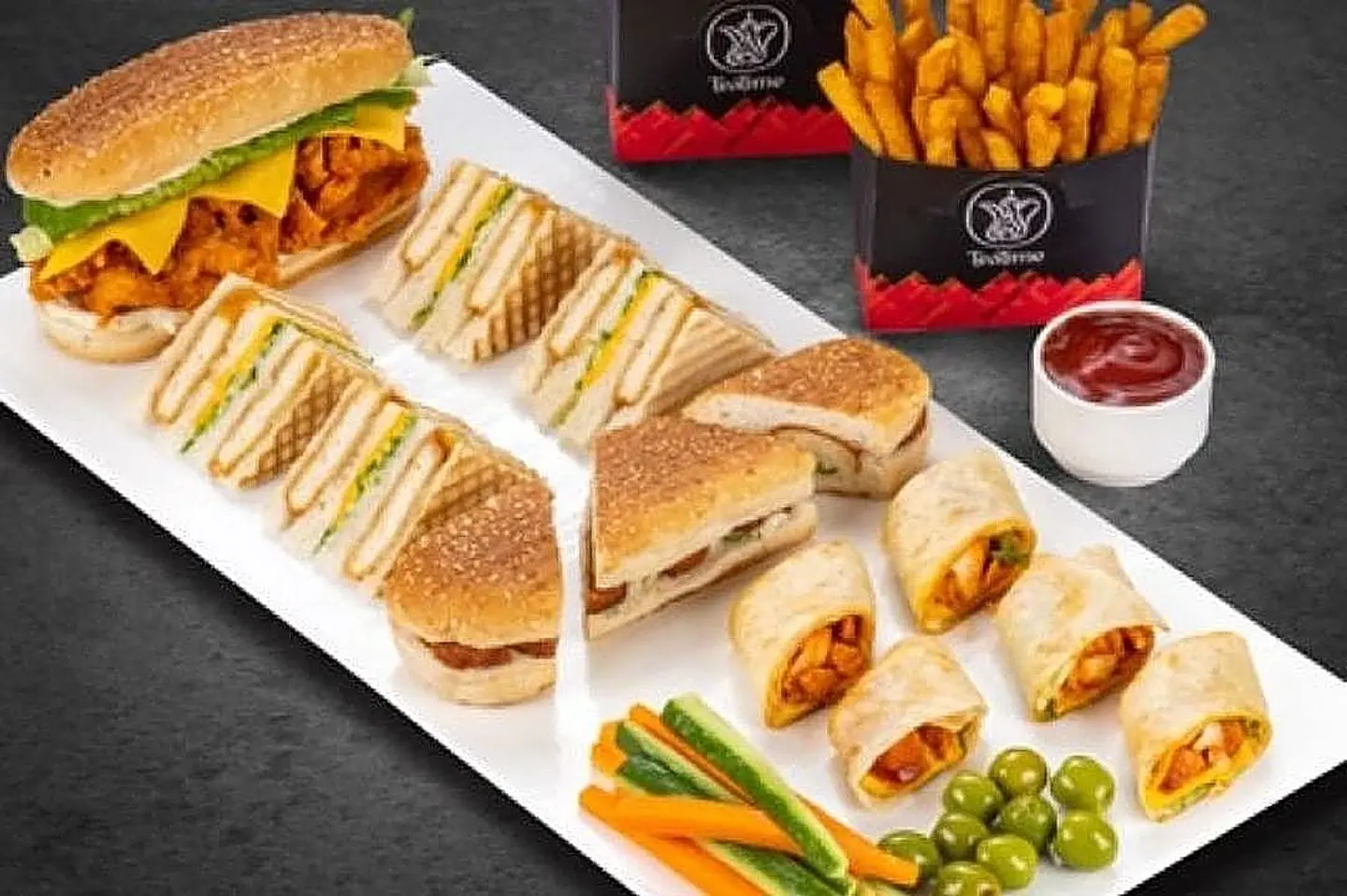 كلوب انتريال