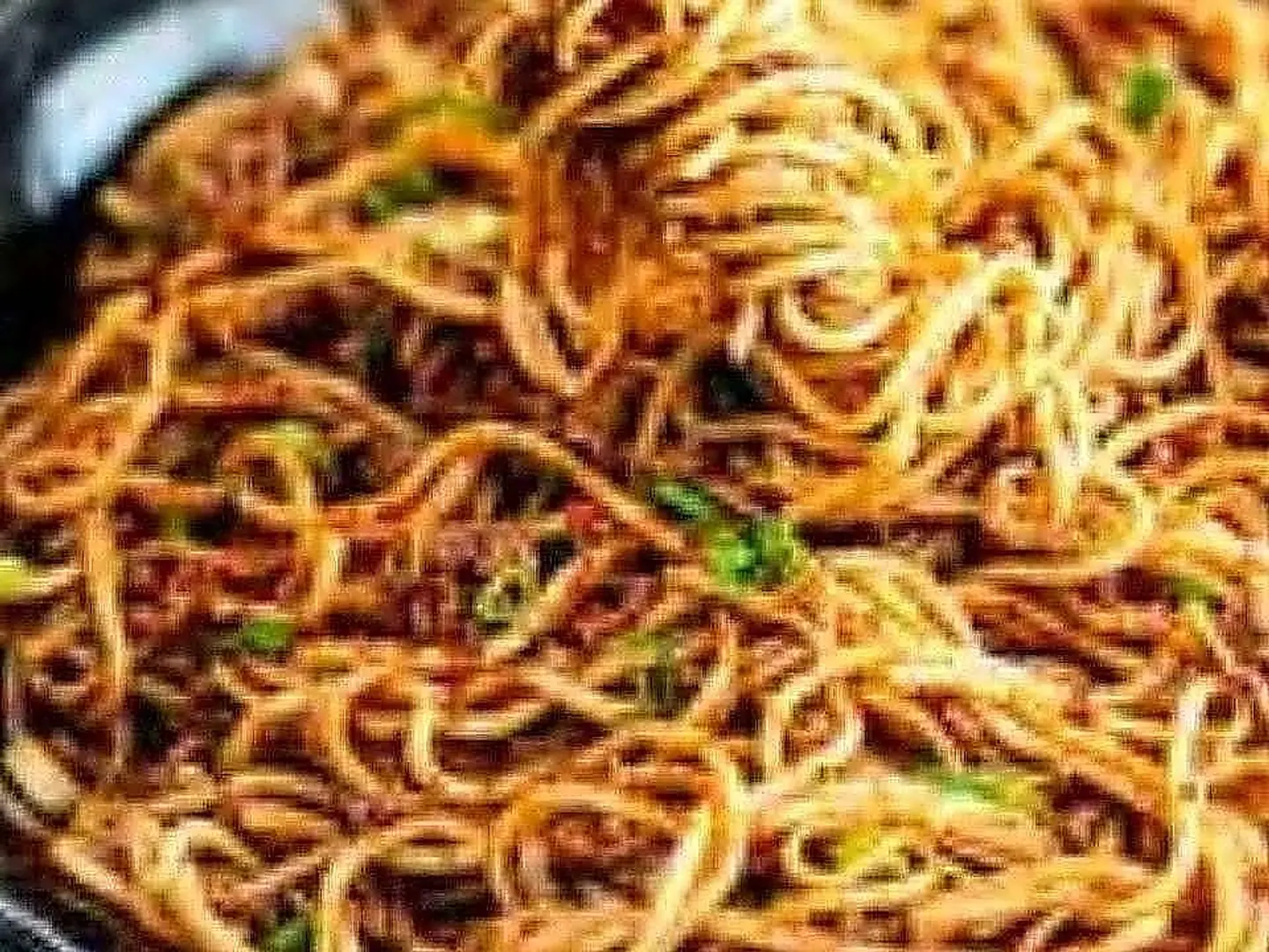 نودلز لحم البقر الصينية