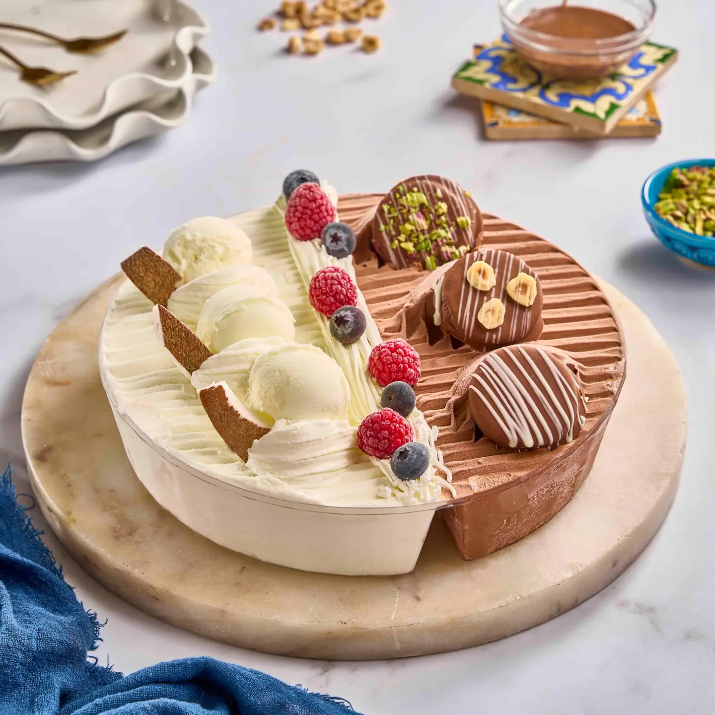 Duetto Chocolate Ice Cream And Vanilla Torte