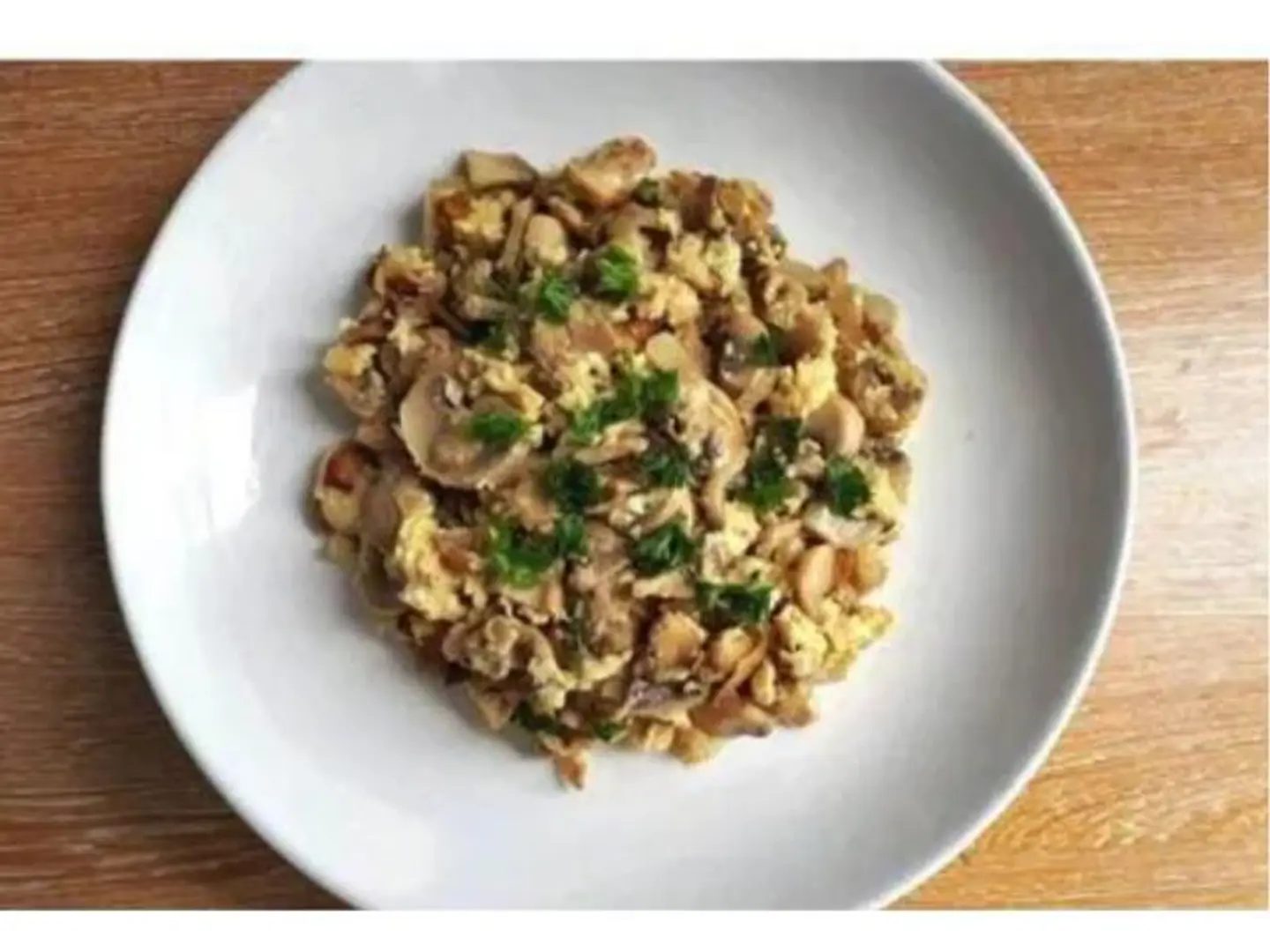 Eggs With Sausage And Mushrooms