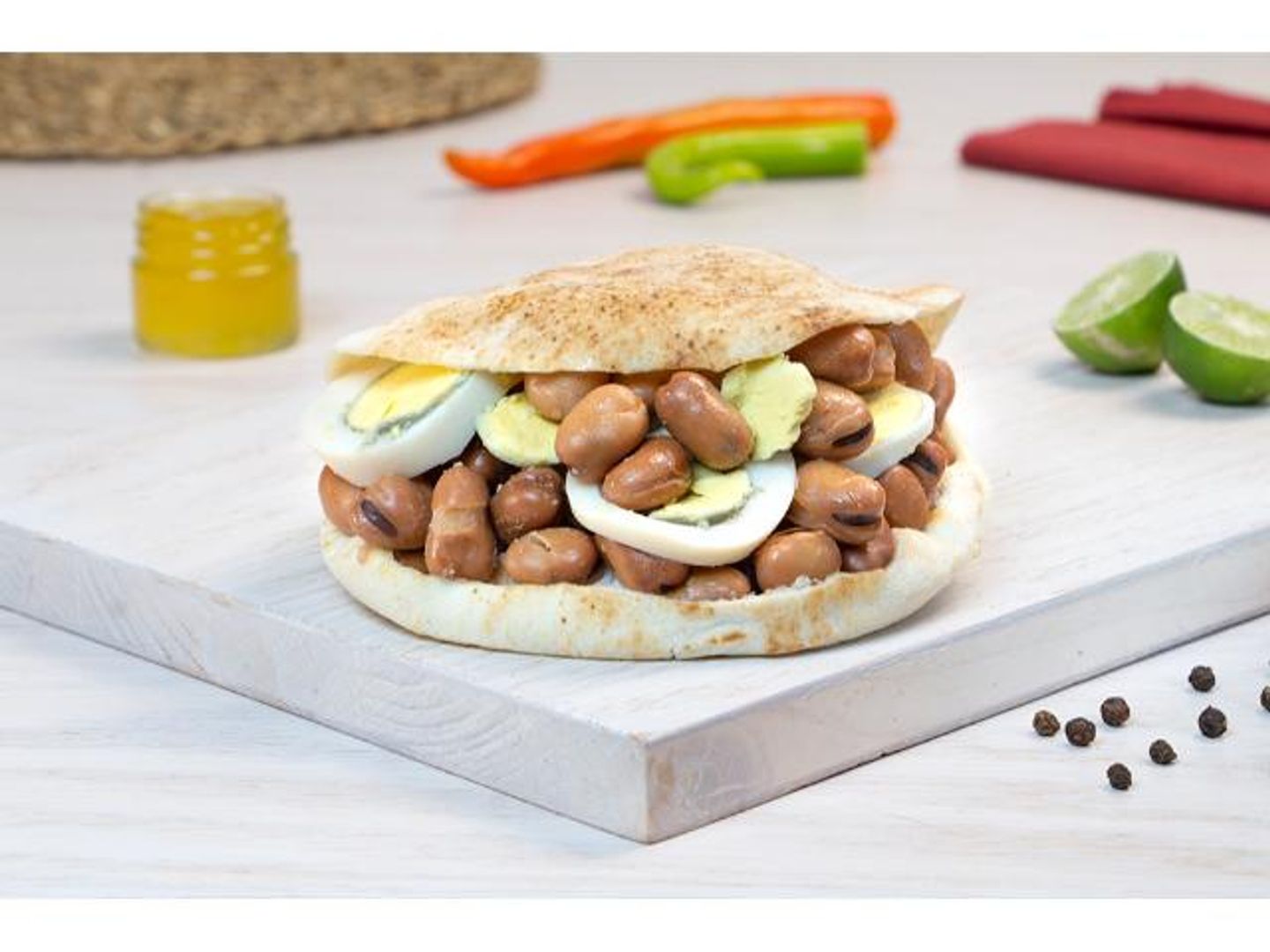 Foul Sandwich With Eggs