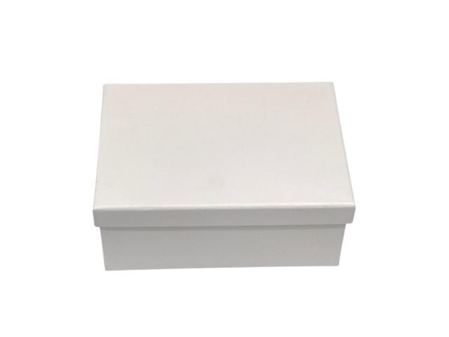 بوكس ابيض صغير