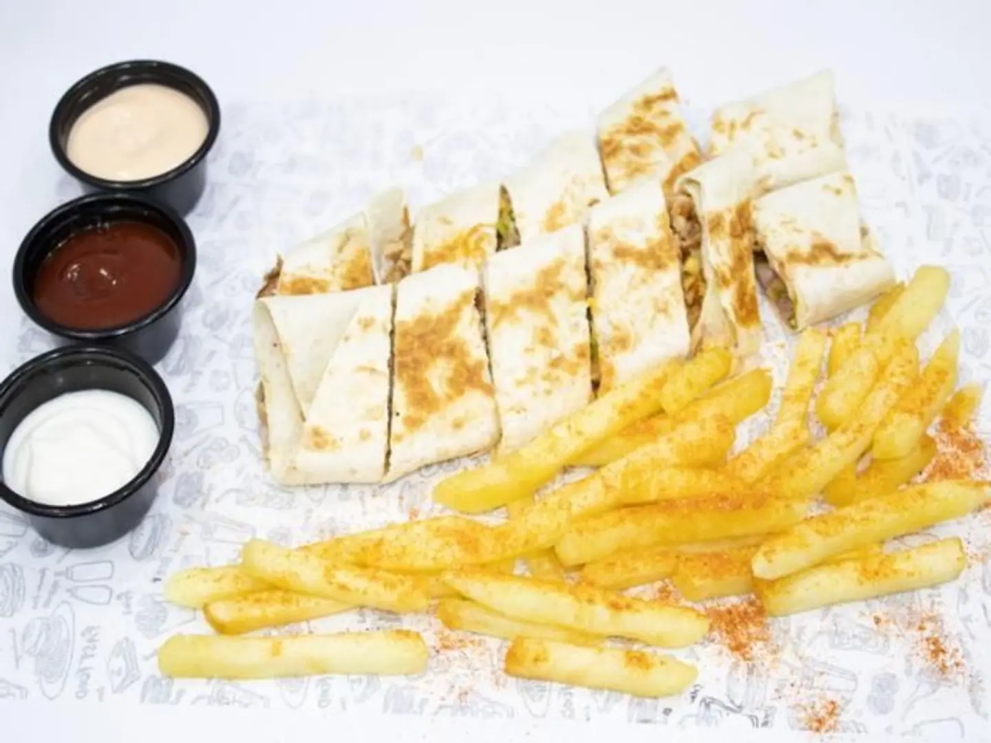 صحن عربي دجاج كبير مع الجبنة