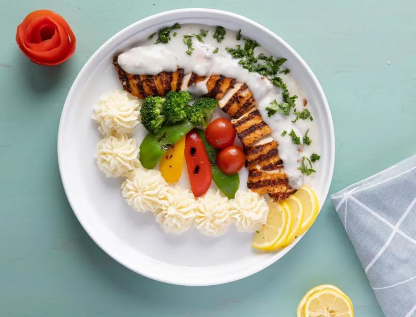 Grilled Chicken Fillet With Lemon Sauce
