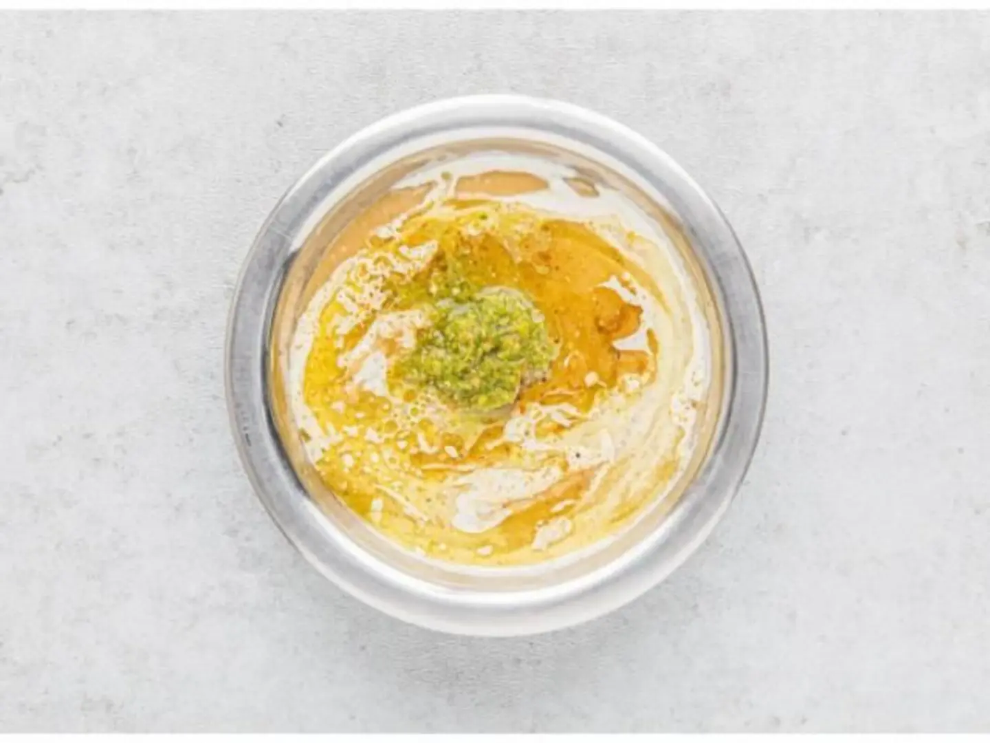 صحن فول بالجبنة