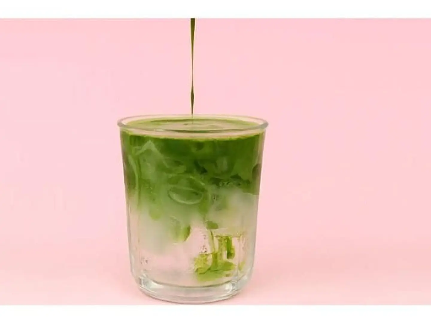 ماتشا التوت الازرق